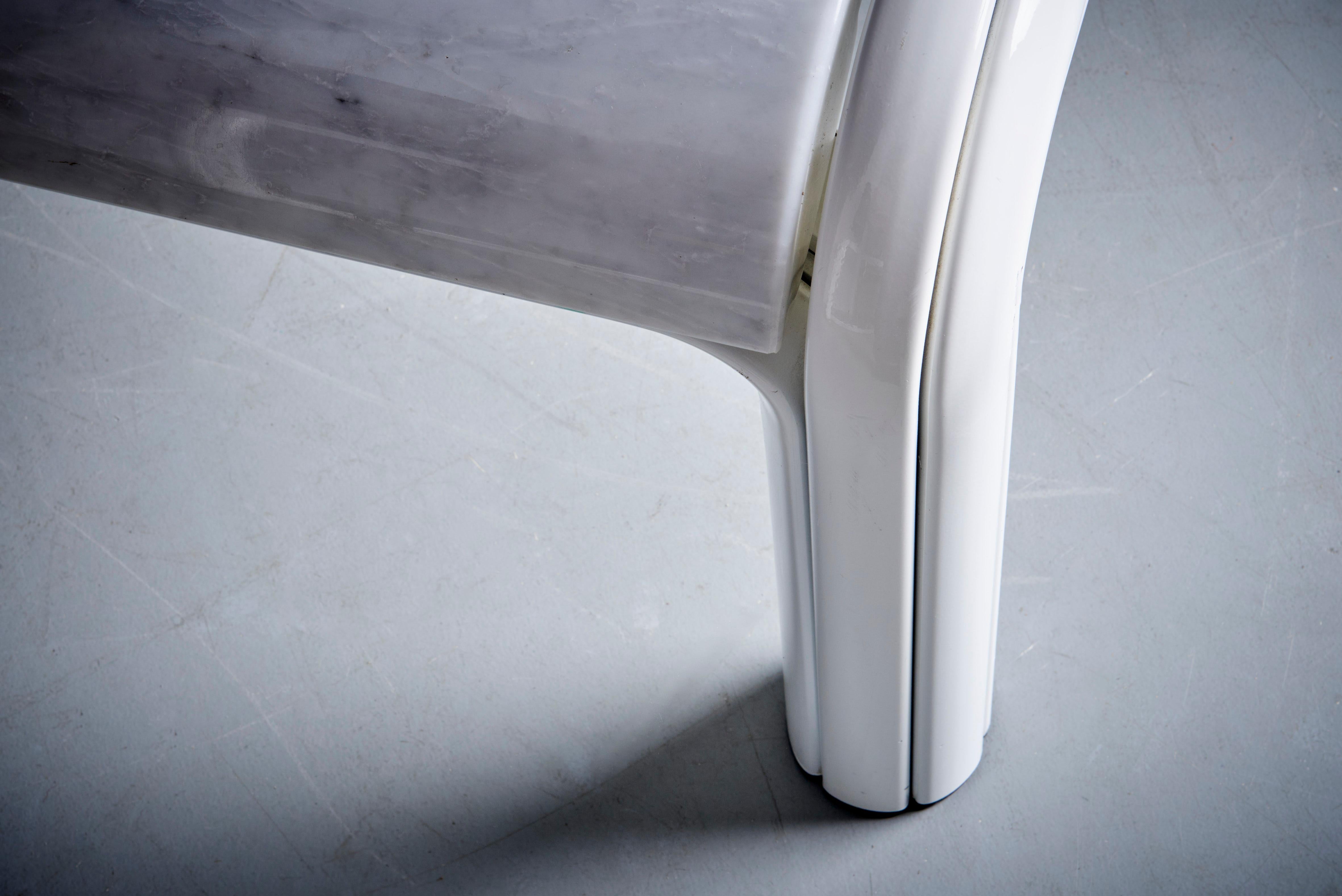 Rare Pair of Marble Coffee or Sofa Tables by Gae Aulenti for Knoll, Italy, 1970s For Sale 2