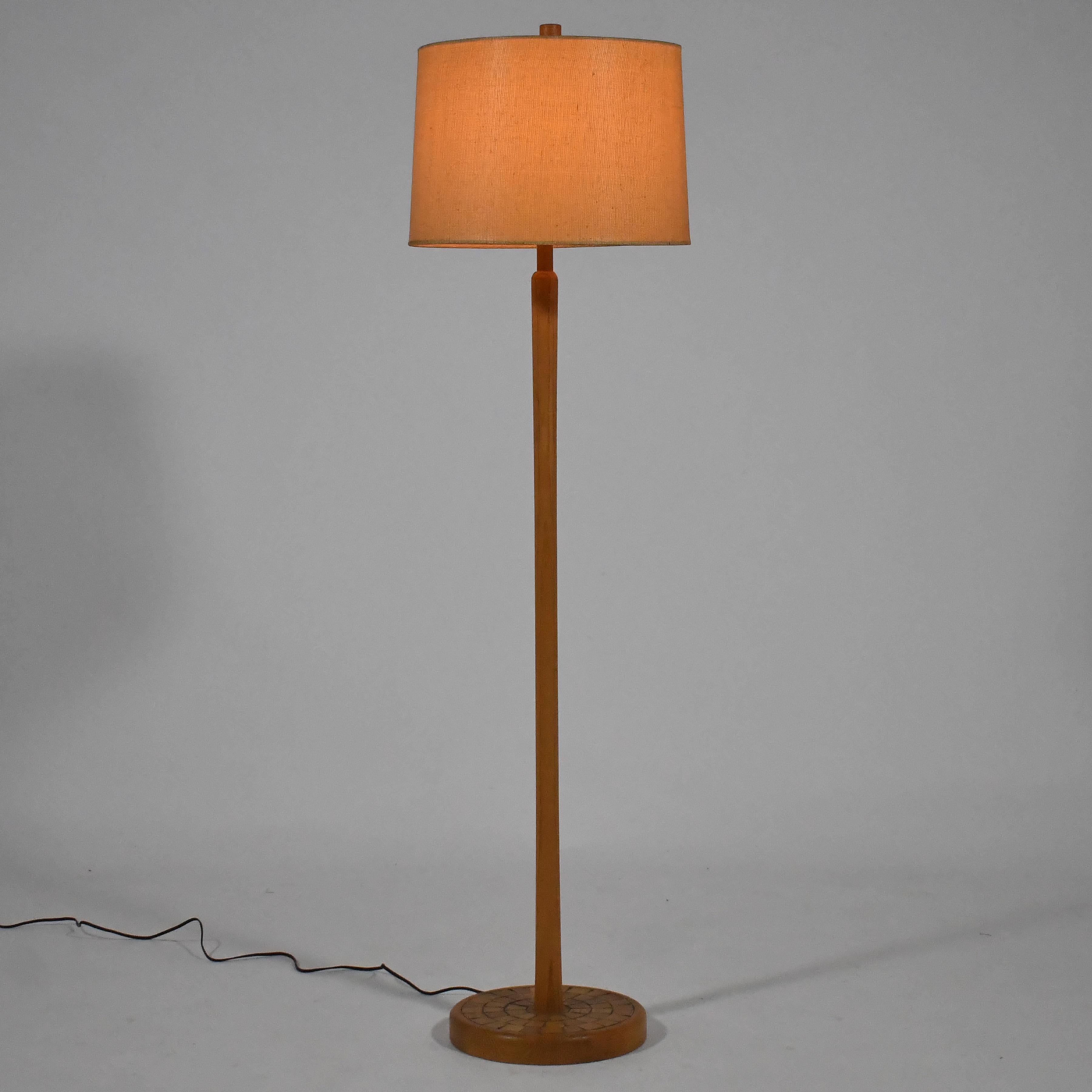 Pair of Rare Martz Floor Lamp in Oak with Wood Tiles For Sale 4