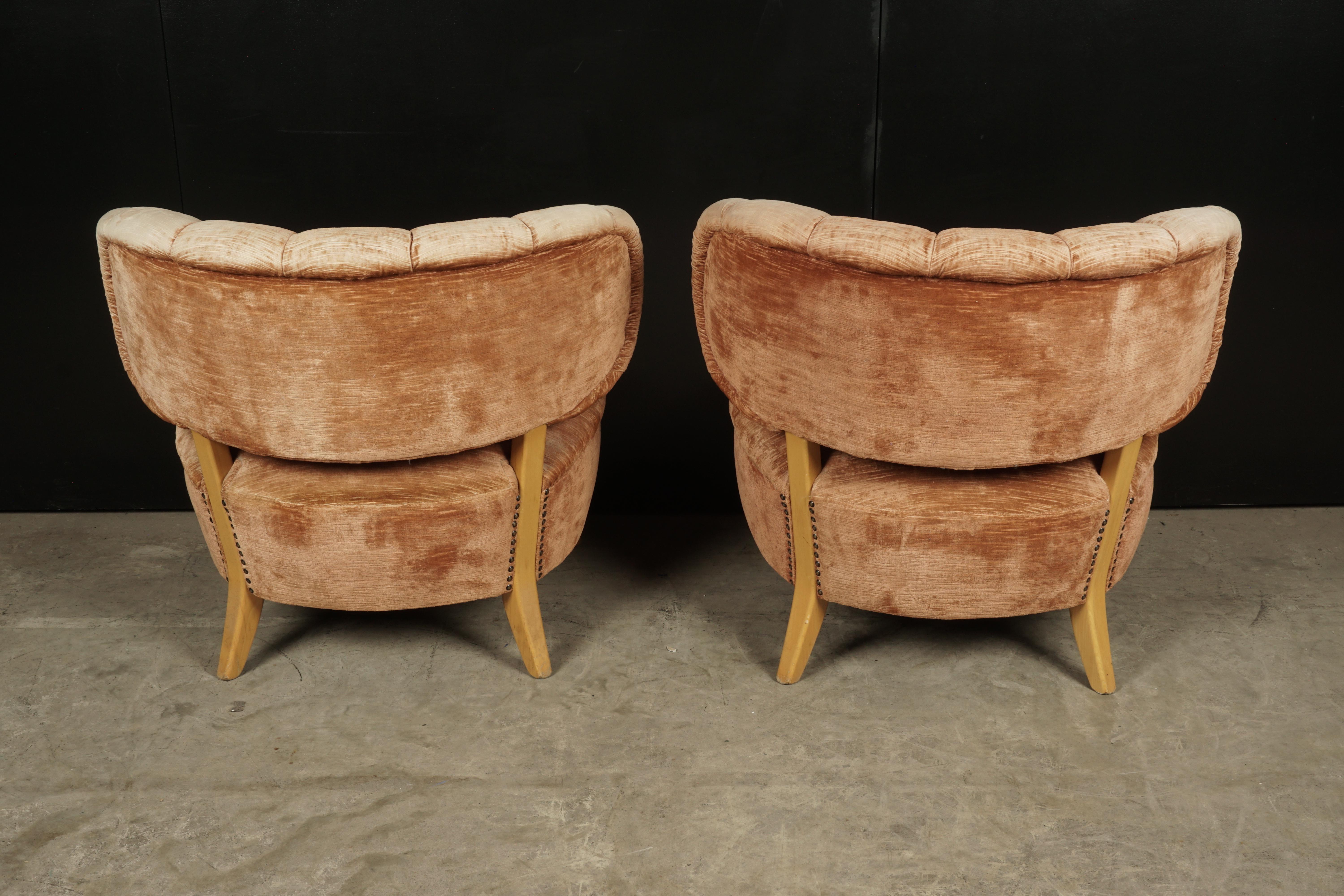 Rare Pair of Midcentury Lounge Chairs Designed by Otto Shultz, circa 1950 In Good Condition In Nashville, TN