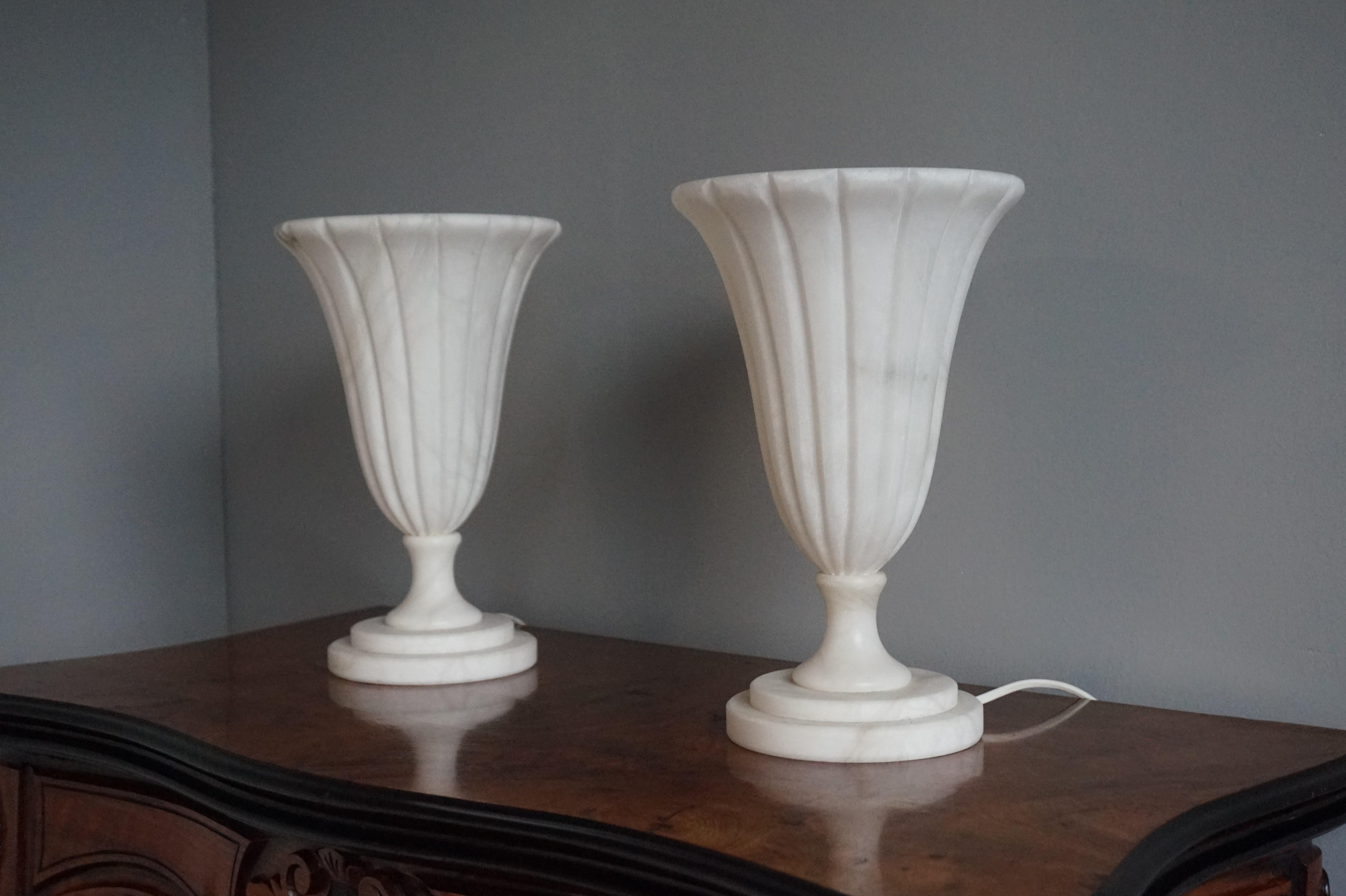 Classical Roman Rare Pair of Midcentury Made Alabaster Table or Desk Lamps / Classical Style For Sale