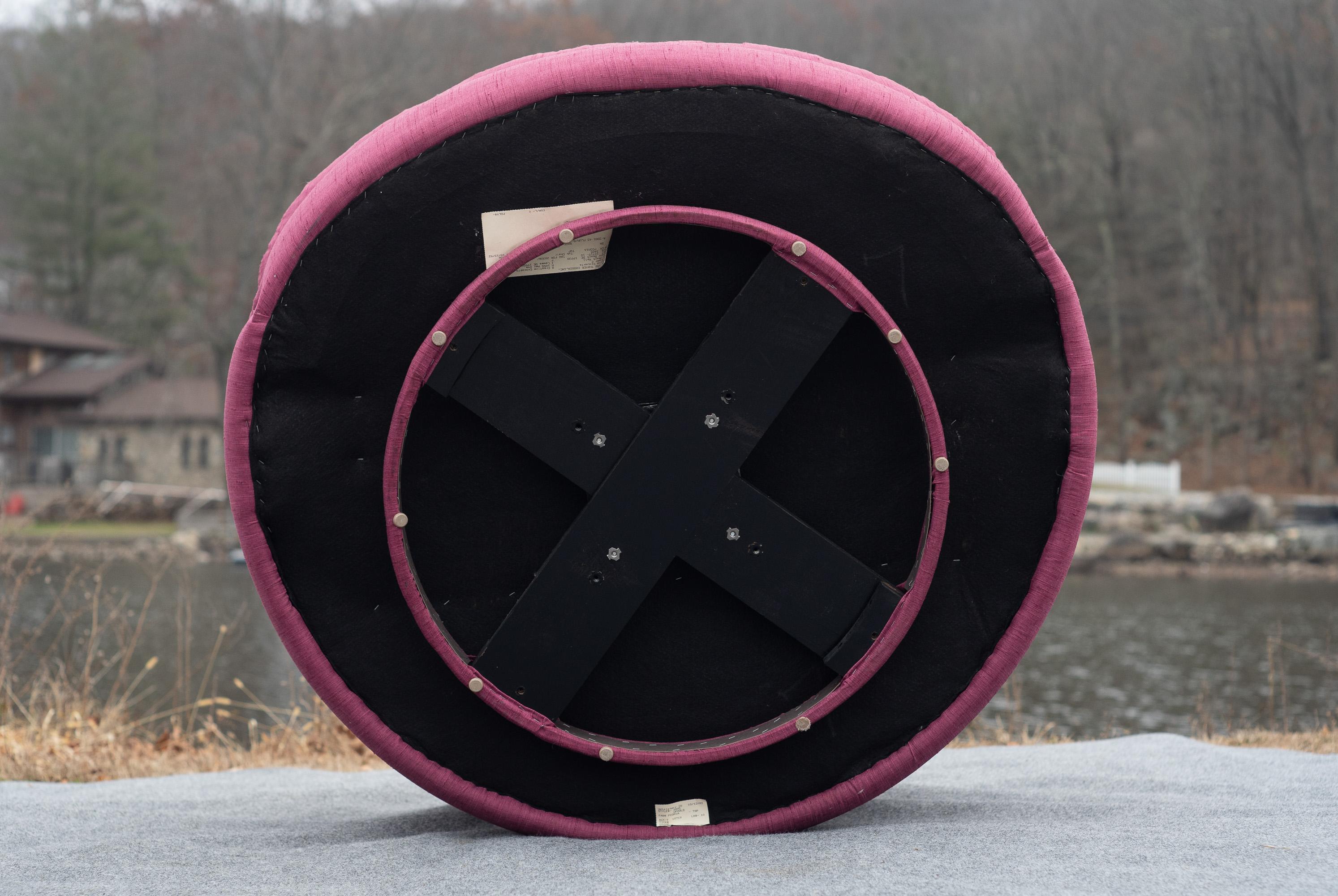 Rara coppia di sedie a vasca Milo Baughman per Thayer Coggin in color magenta originale in vendita 11