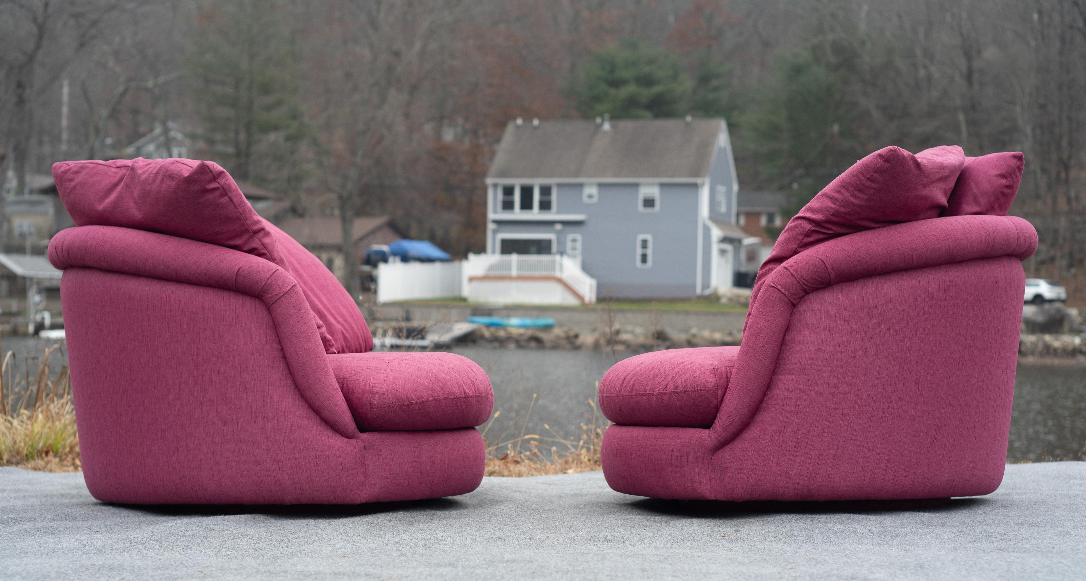 Rara coppia di sedie a vasca Milo Baughman per Thayer Coggin in color magenta originale in vendita 2