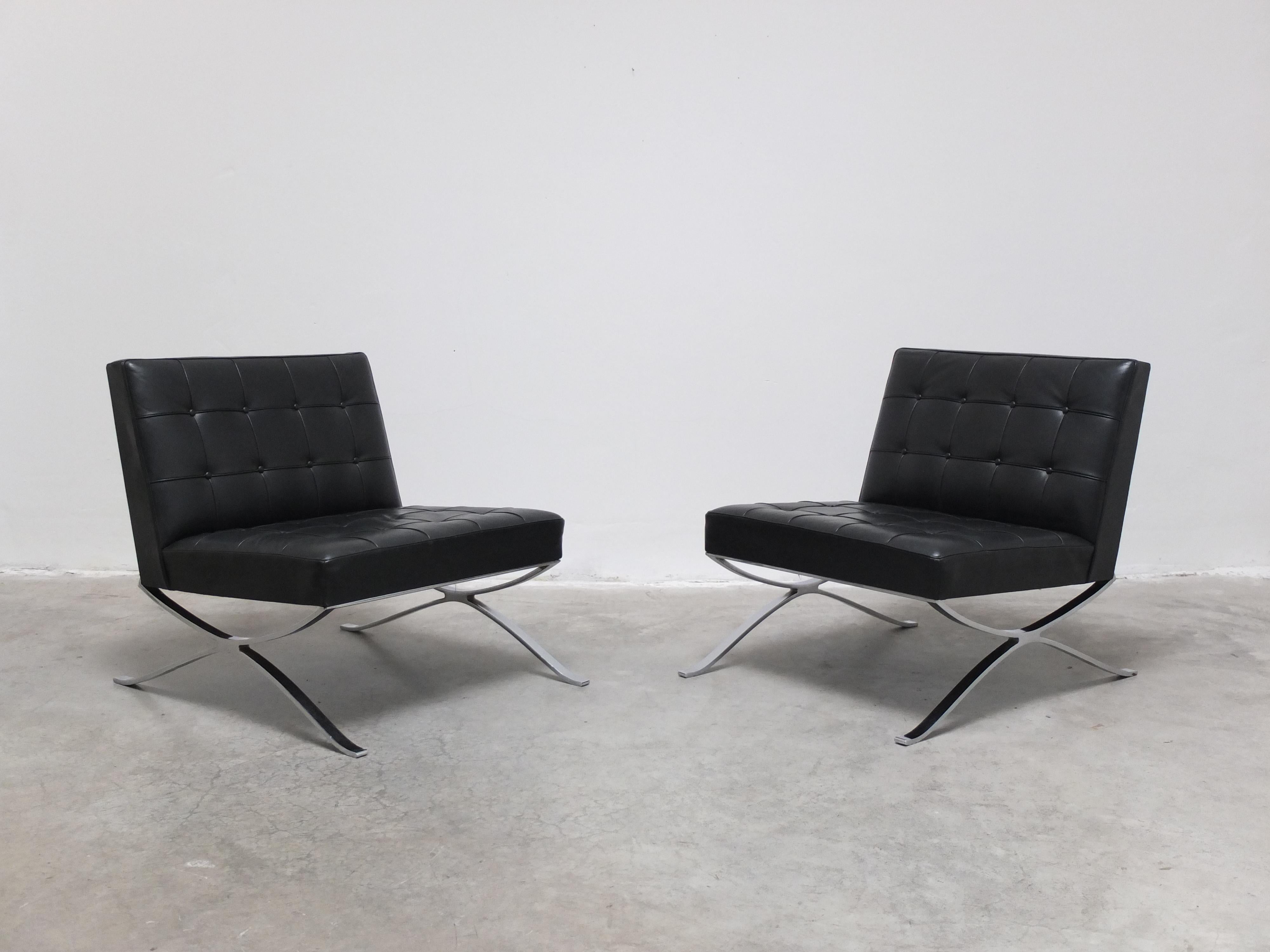 Rare Pair of Modernist Lounge Chairs by Hans Kaufeld, 1960s For Sale 3