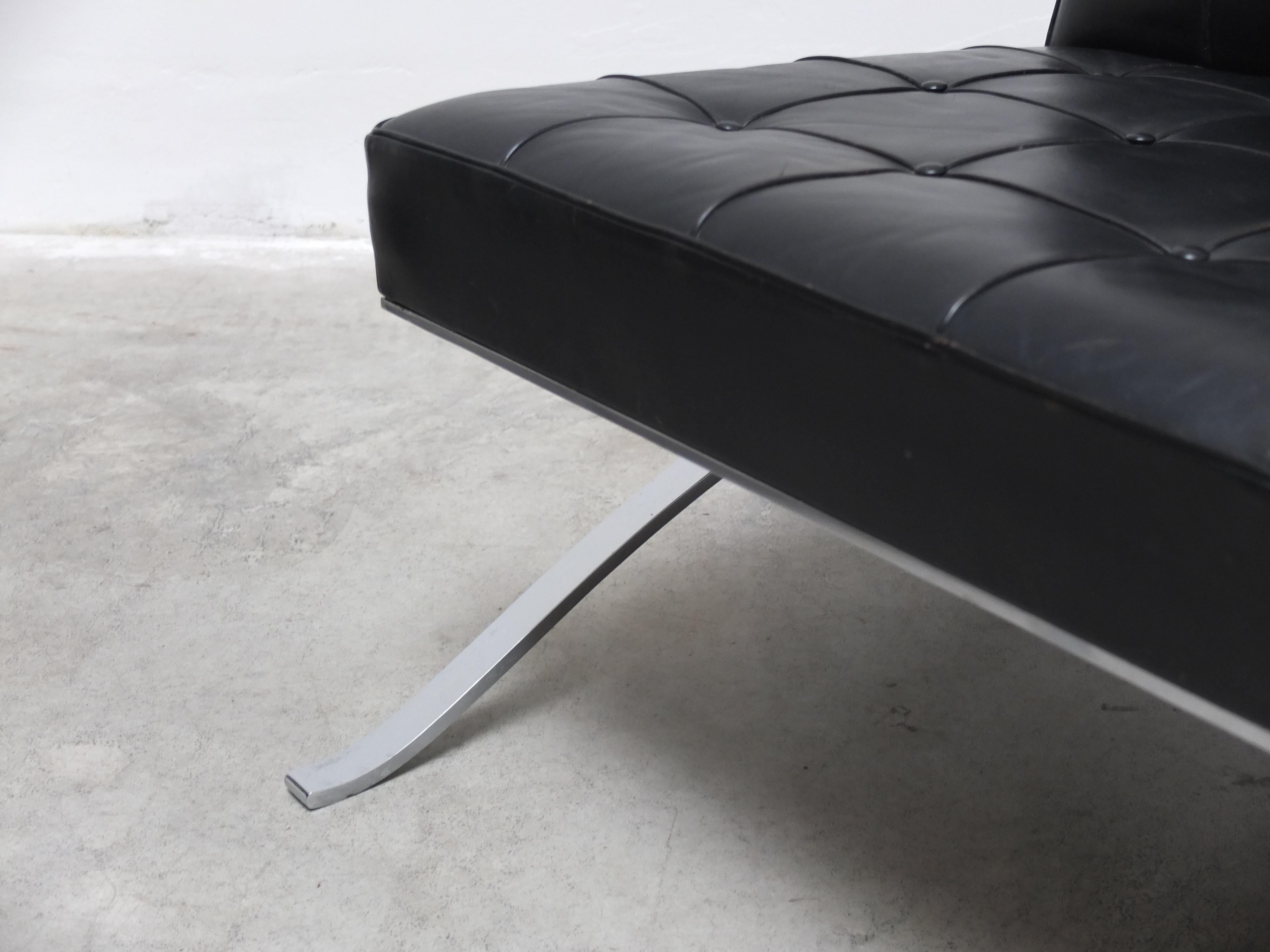 Rare Pair of Modernist Lounge Chairs by Hans Kaufeld, 1960s For Sale 5