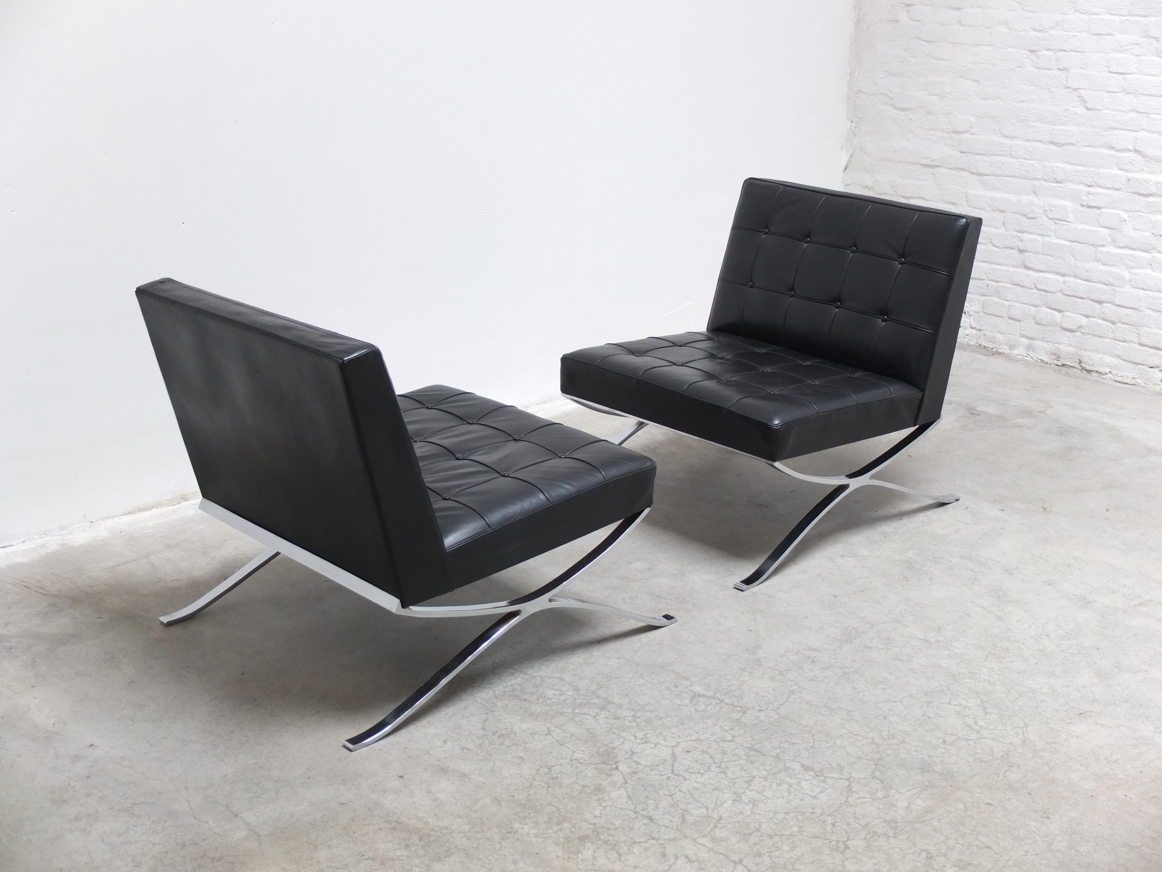 Rare Pair of Modernist Lounge Chairs by Hans Kaufeld, 1960s For Sale 6