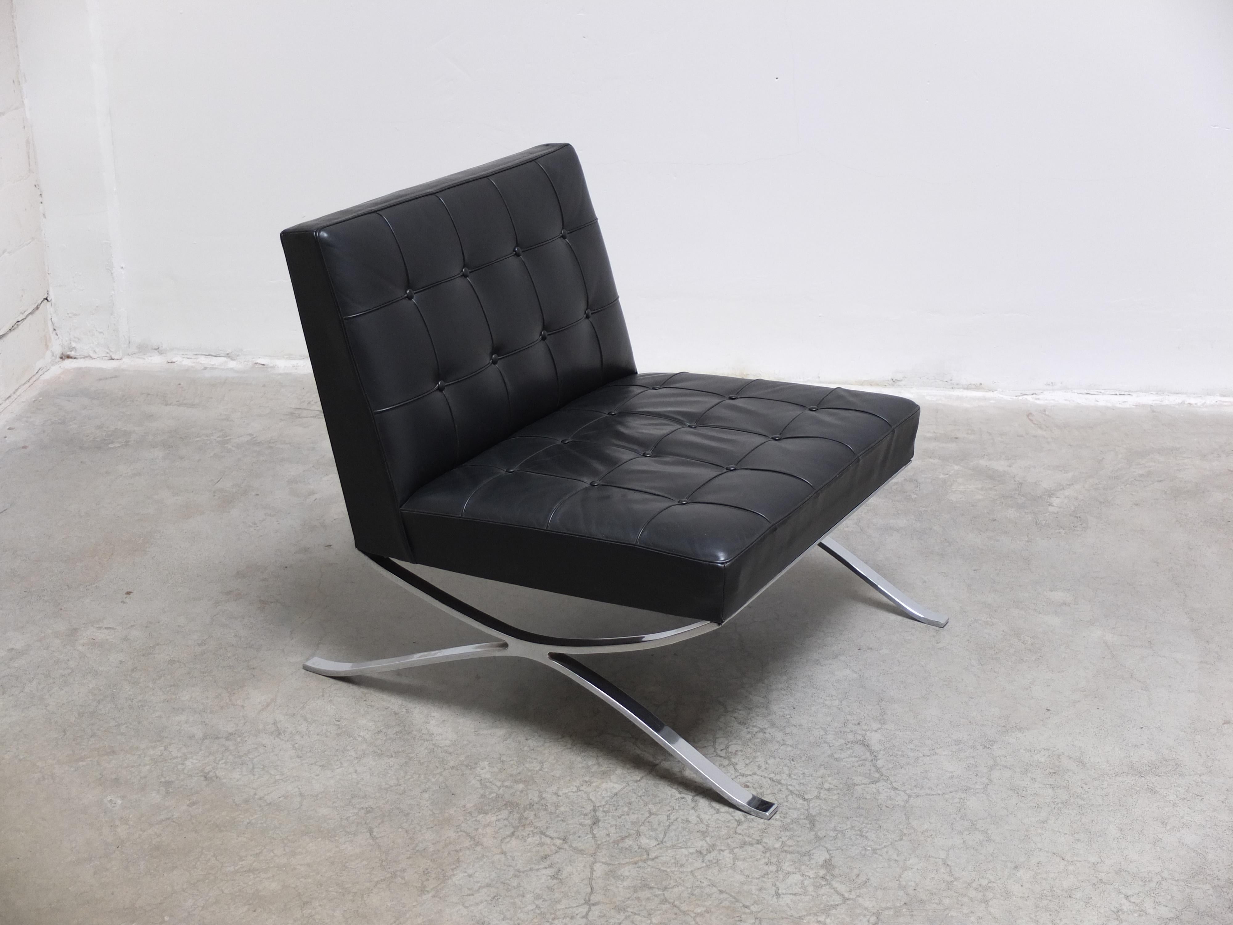 German Rare Pair of Modernist Lounge Chairs by Hans Kaufeld, 1960s For Sale