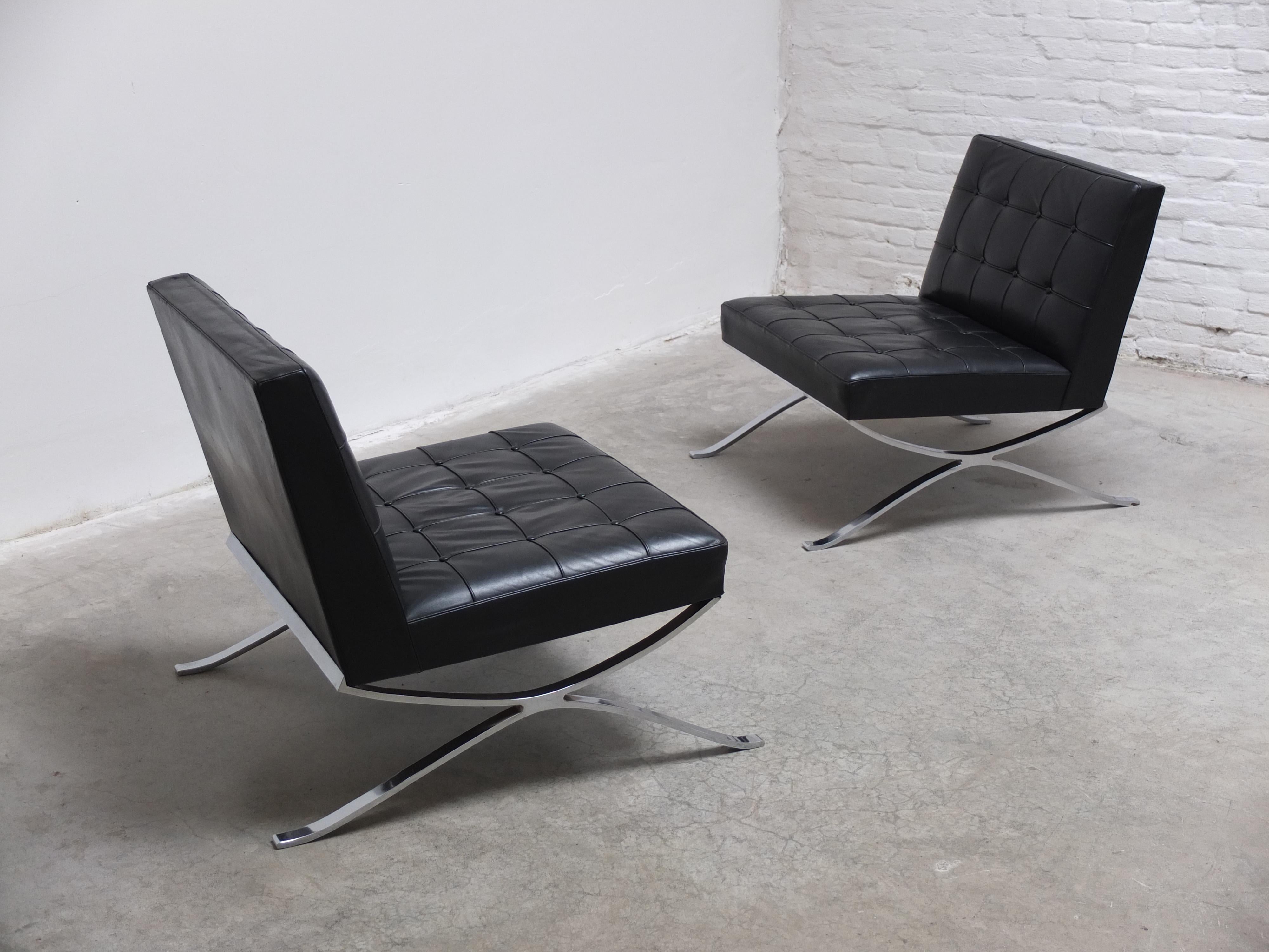 Steel Rare Pair of Modernist Lounge Chairs by Hans Kaufeld, 1960s For Sale