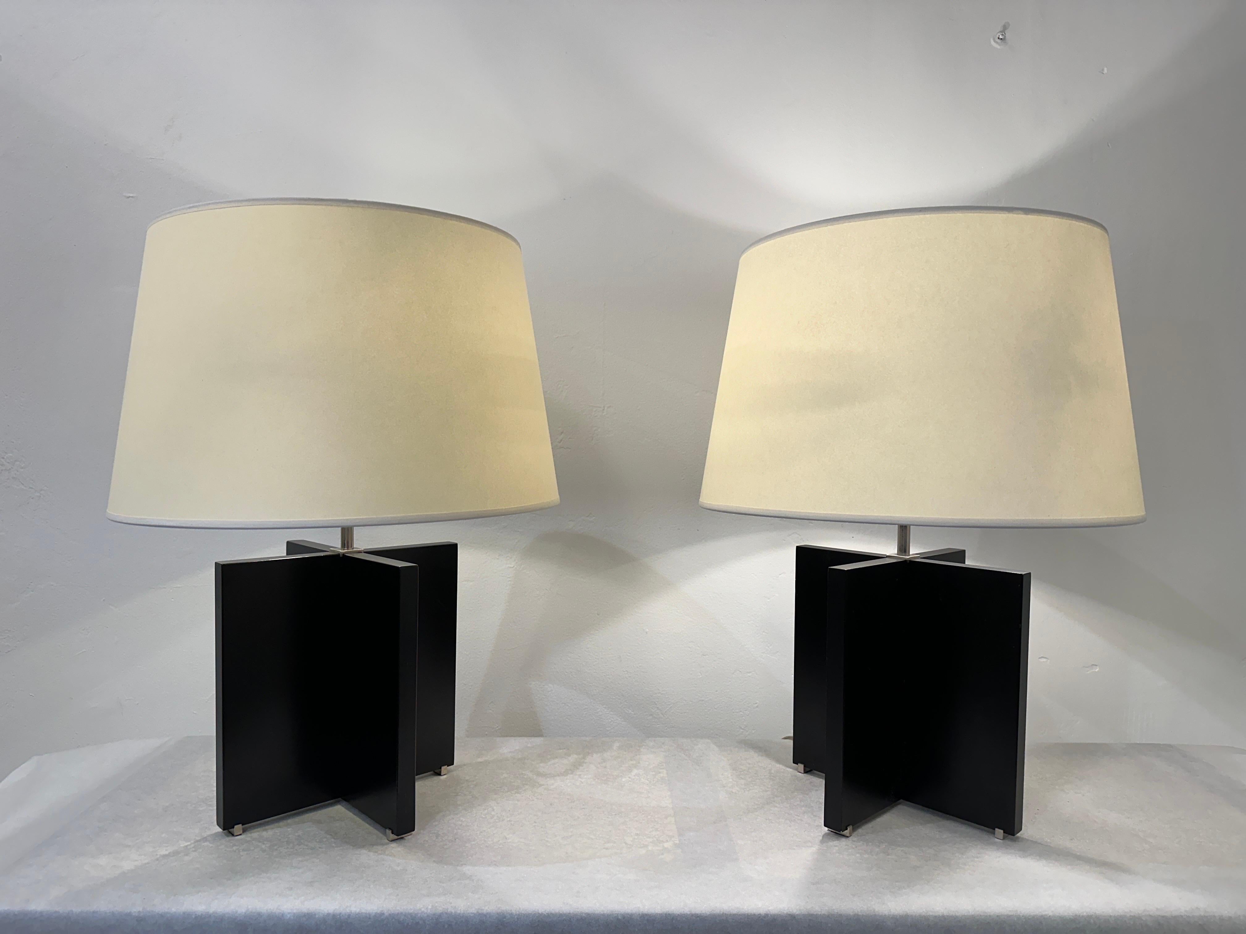 Rare paire de lampes de bureau Nessen en forme de « X » en vente 2