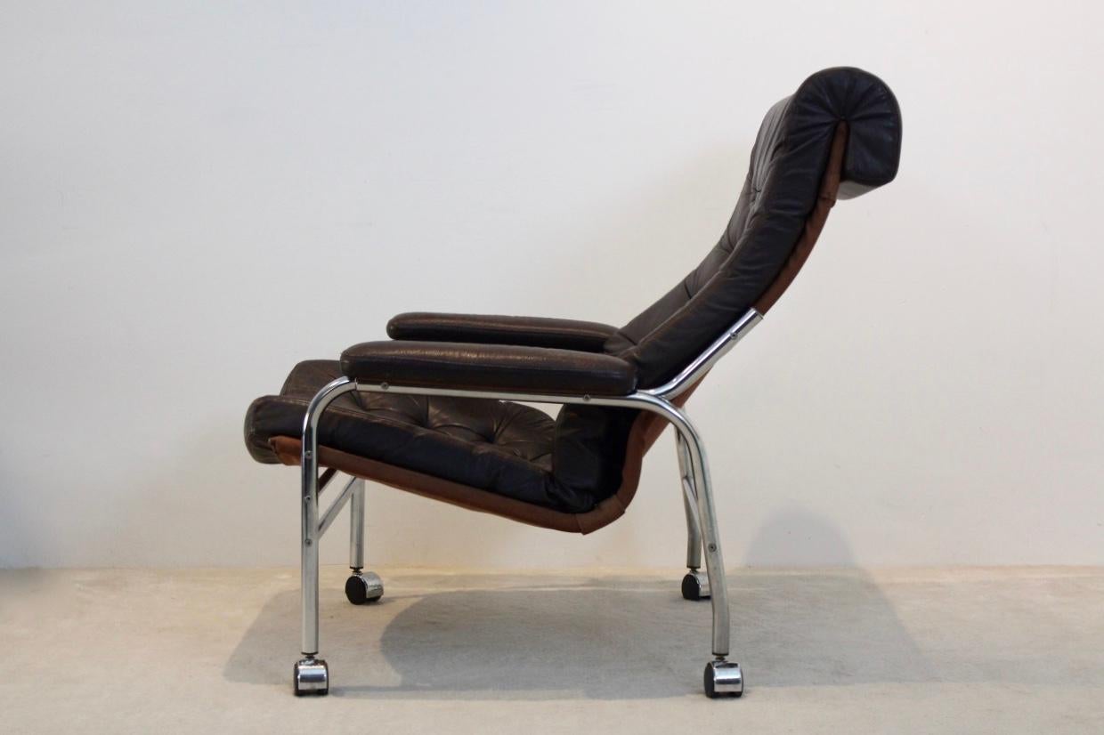 20th Century Rare Pair of Noboru Nakamura 'Bore' Leather Lounge Chairs with Footstool, 1970s For Sale