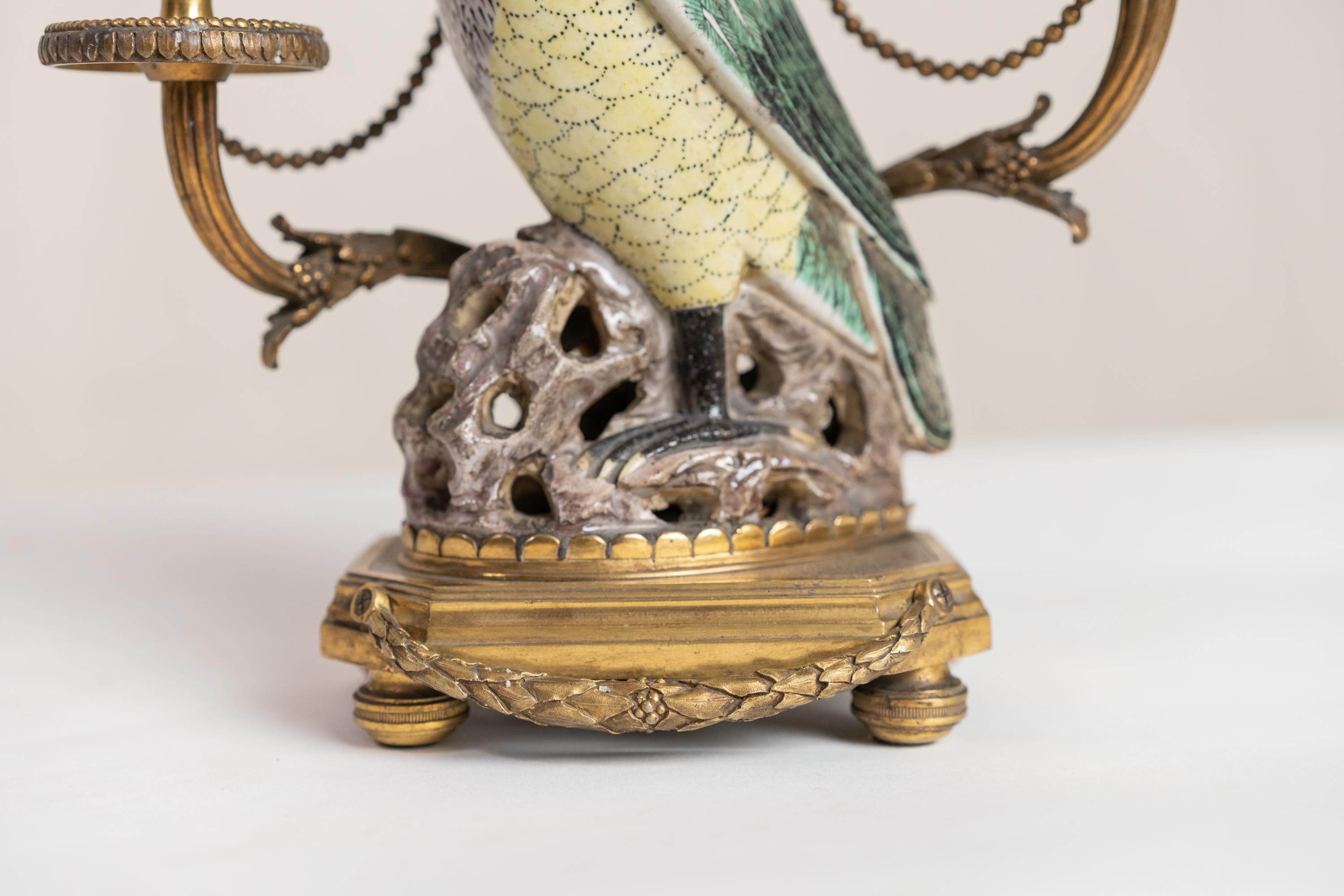 Rare Pair of 18th Century-19th Century Chinese Porcelain Parrots Candelabra For Sale 10