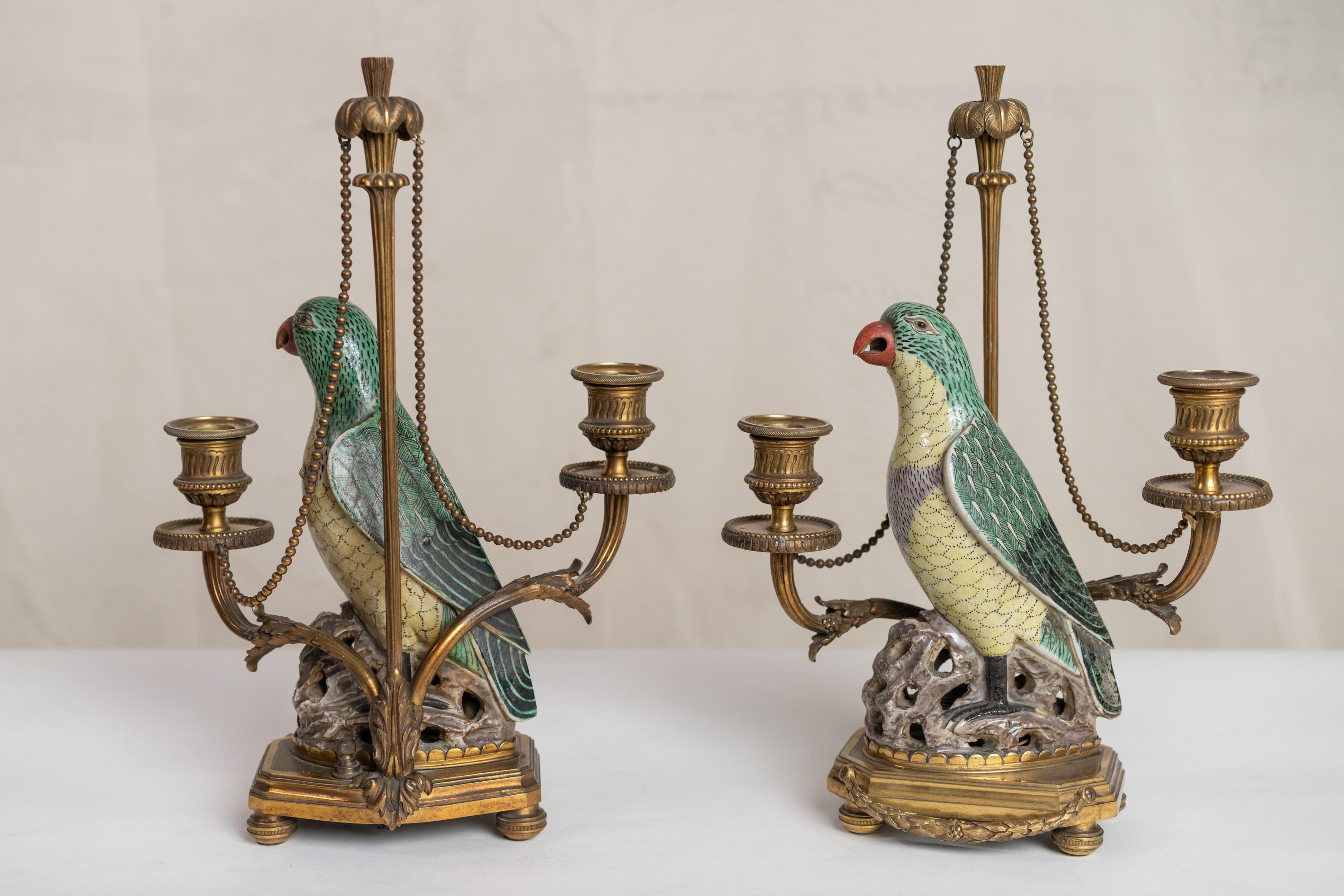 Chinese Export Rare Pair of 18th Century-19th Century Chinese Porcelain Parrots Candelabra For Sale
