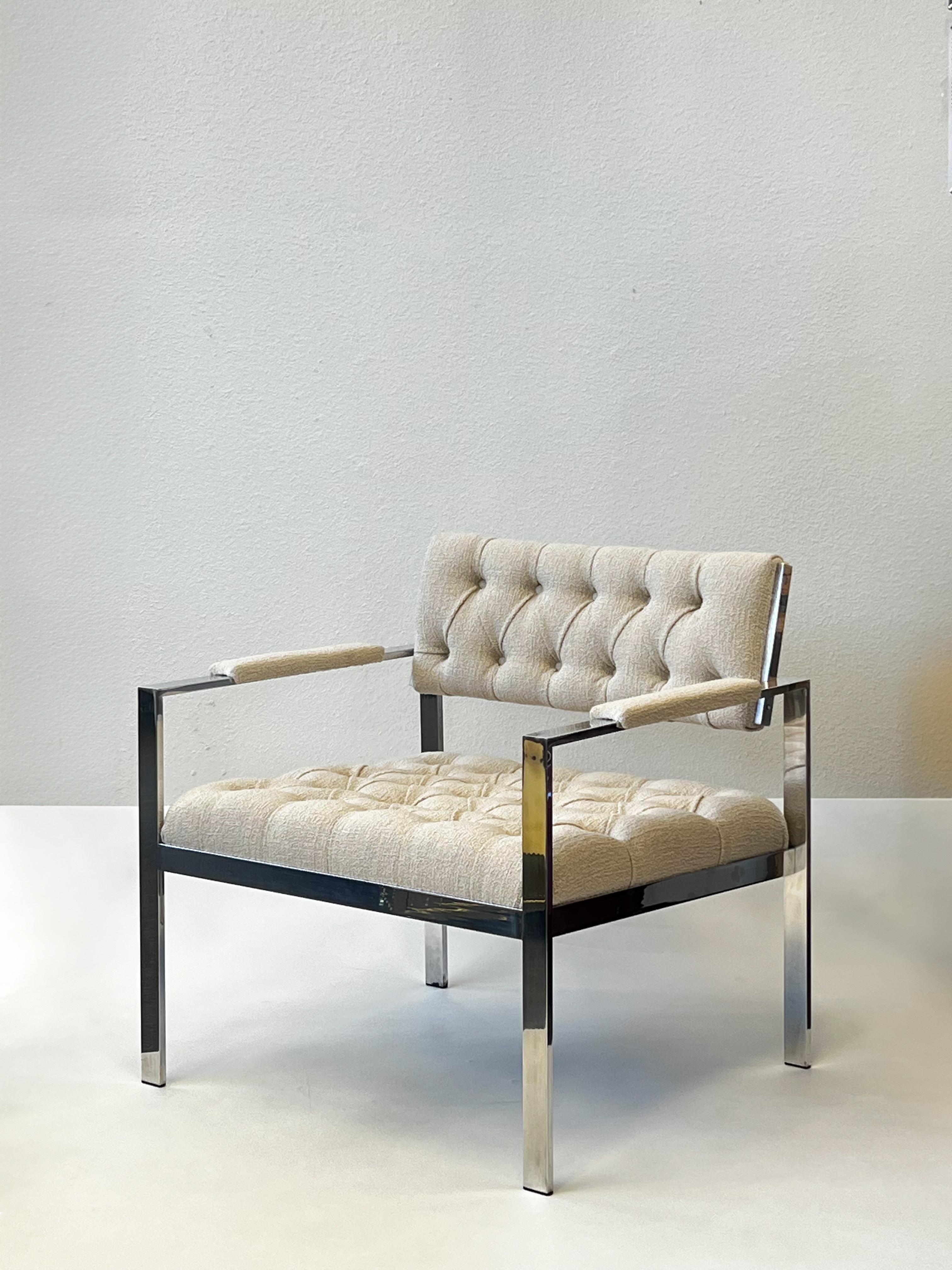 Raro par de sillones blancos de Harvey Probber Estadounidense en venta