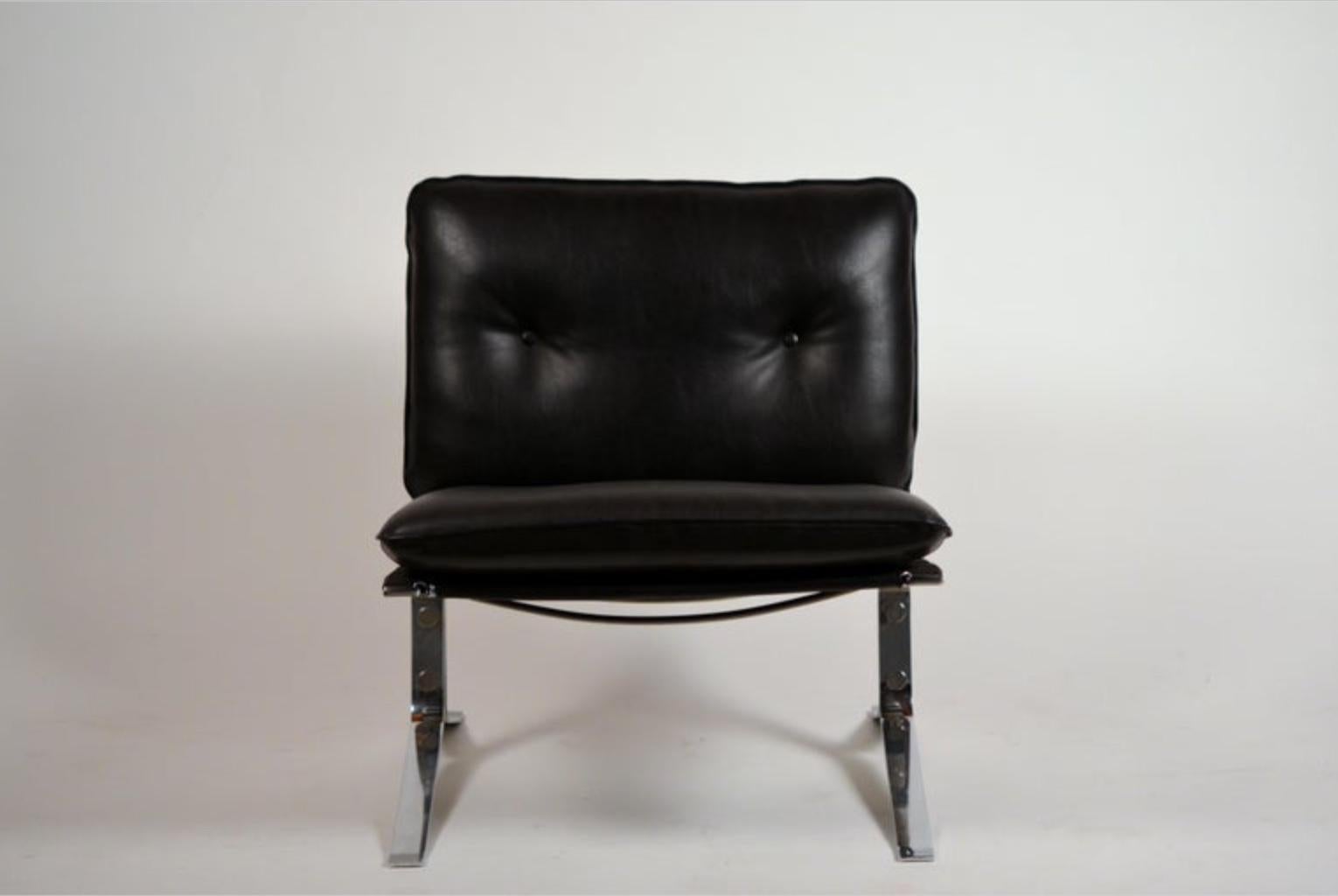 Rare Pair of Original 'Joker' Lounge Chairs by Olivier Mourgue for Airborne For Sale 2