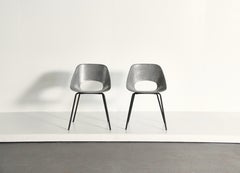 Rare Pair of Pierre Guariche Tulip 'Tulipe' Cast Aluminium Chairs, 1950s, France