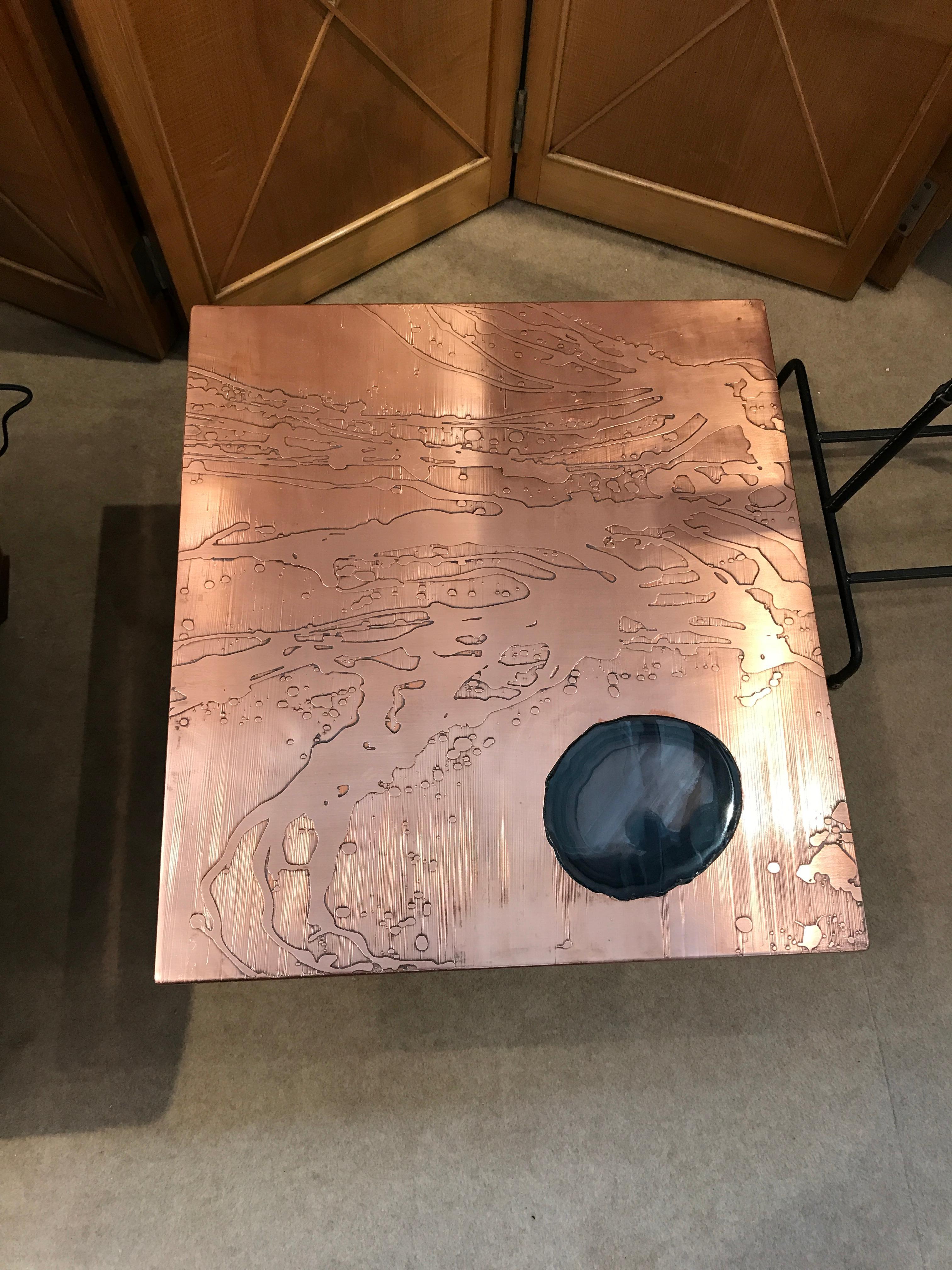 Rare Pair of Polished Acid Etched Copper End Tables by Lova Creation In Excellent Condition For Sale In Montreal, QC