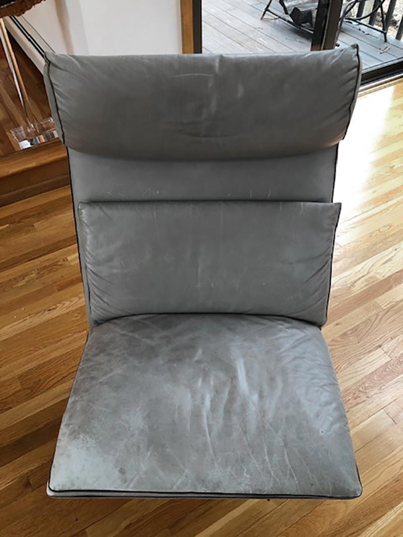 Rare Pair of Postmodern Italian Leather Chairs by Saporiti 2