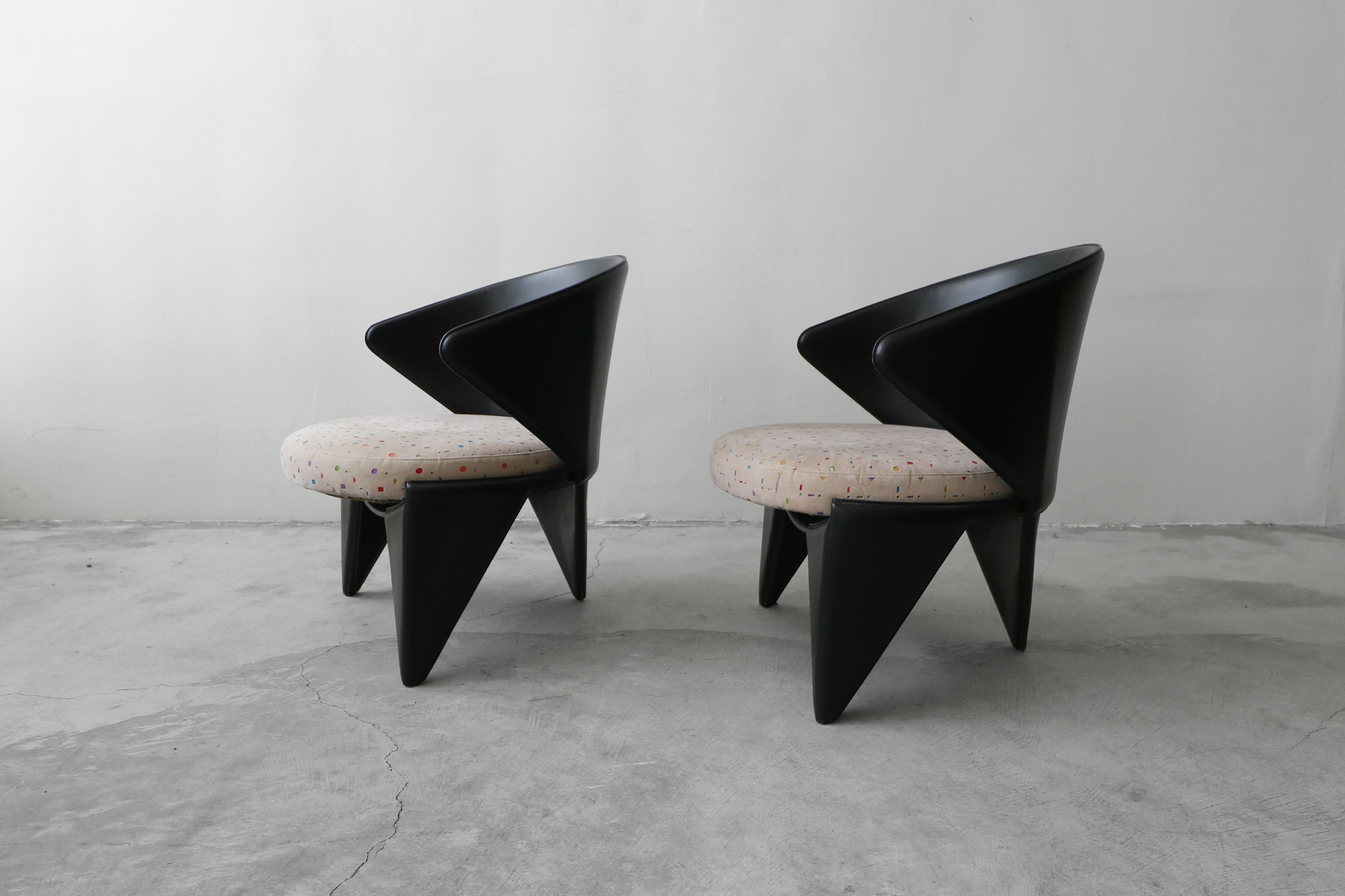Post-Modern Rare Pair of Postmodern 3-Leg Italian Leather Chairs by Saporiti