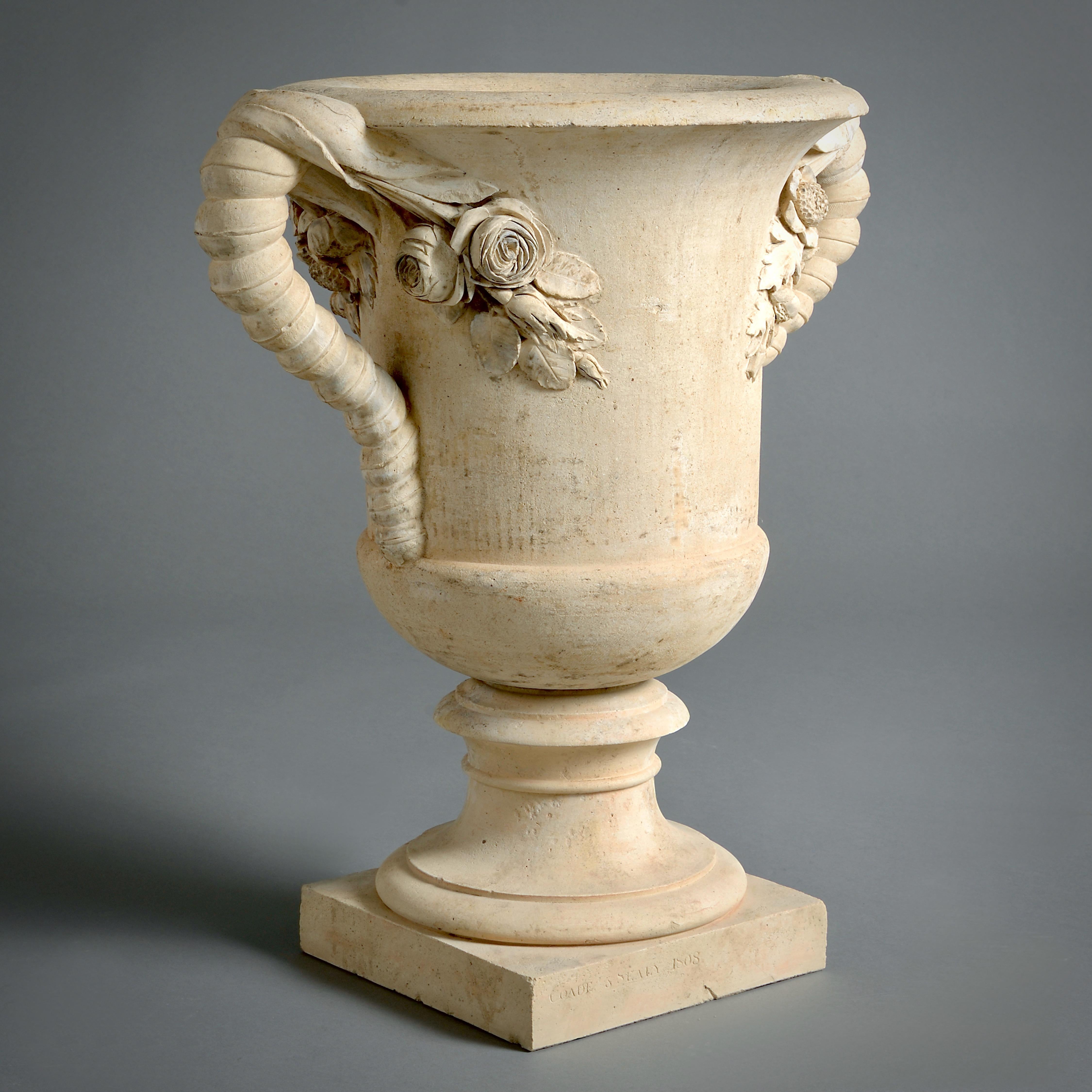 XIX secolo Rara coppia di vasi Regency in pietra di cocco