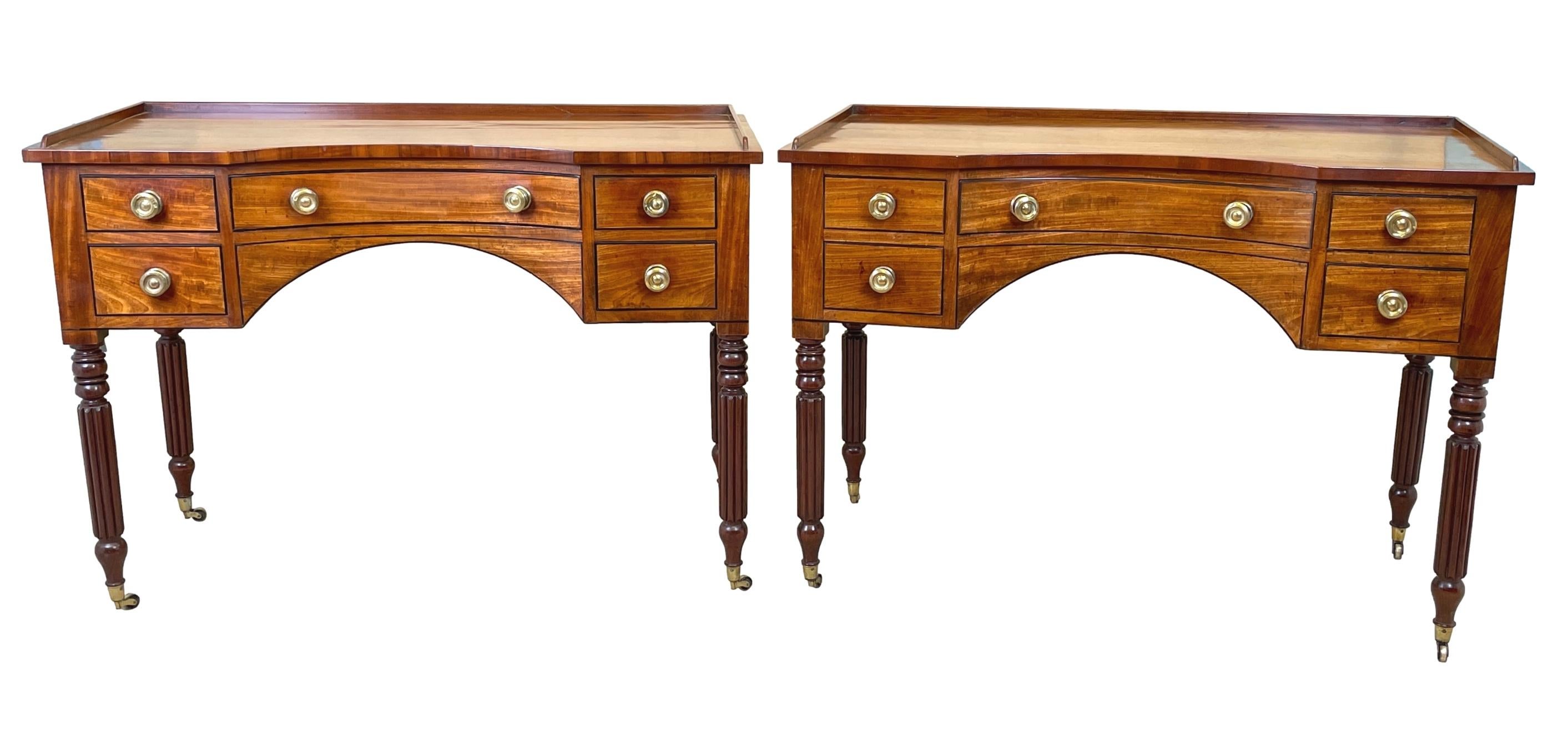Rare Pair Of Regency Mahogany Dressing Tables For Sale 7