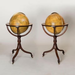 Rare paire de globes de 18 pouces d'époque Régence par J&W Cary, London sur bases