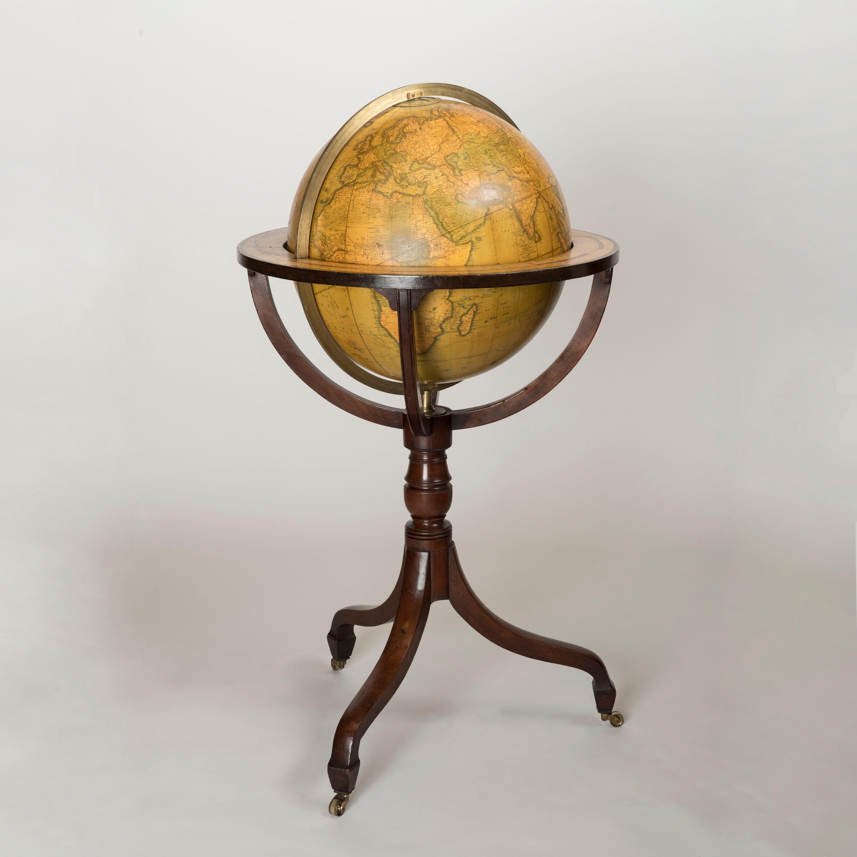Rare Pair of Regency Period 18-Inch Globes by J&W Cary of London on Bases (19. Jahrhundert) im Angebot
