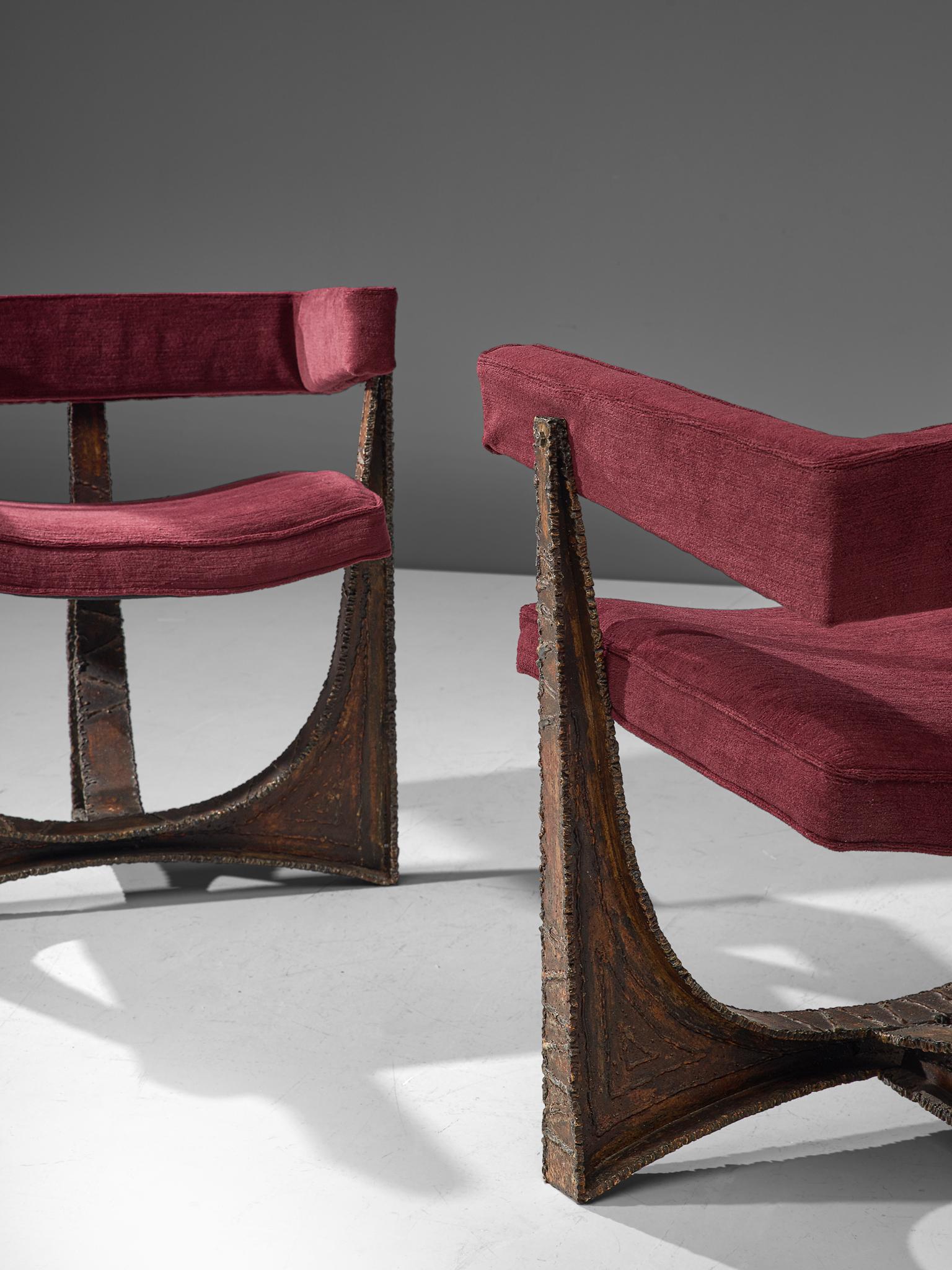 Rare Pair of Reupholstered Armchairs in Burgundy Mohair by Paul Evans In Good Condition In Waalwijk, NL