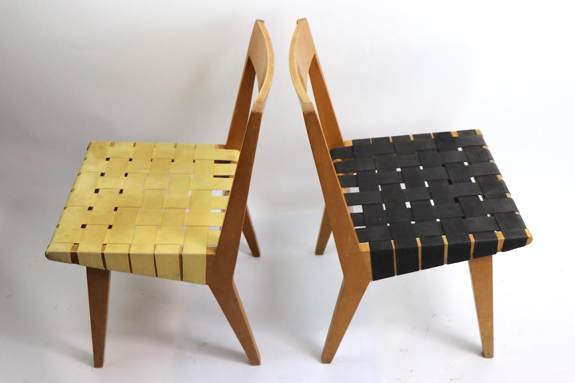 Rare Pair of Risom for Knoll 666 Chairs For Sale 1
