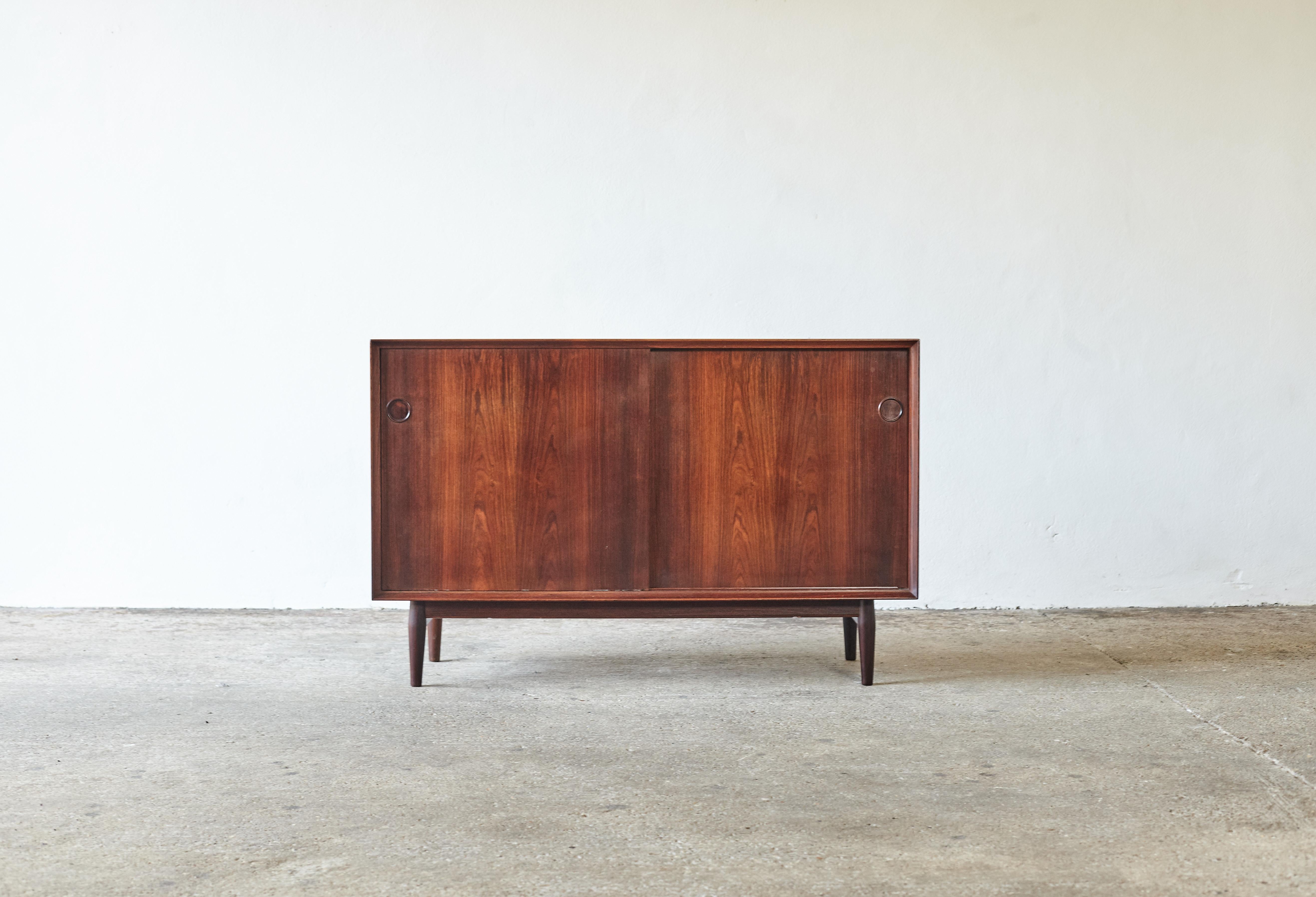 Paire rare de meubles de rangement / enfilades en bois de rose d'Arne Vodder, Sibast, Danemark, années 1960 en vente 4