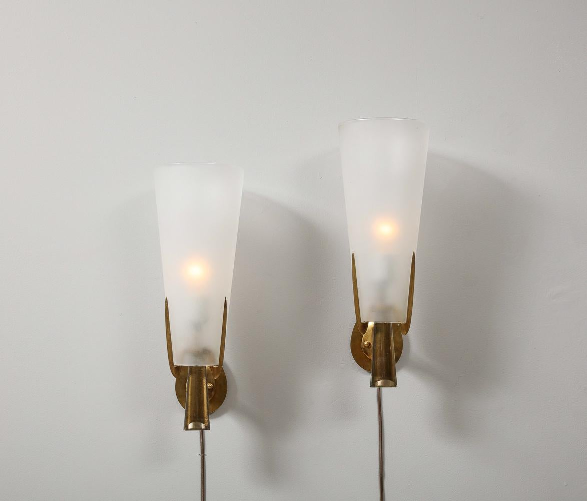 Hand-Crafted Rare Pair of Sconces by Max Ingrand for Fontana Arte