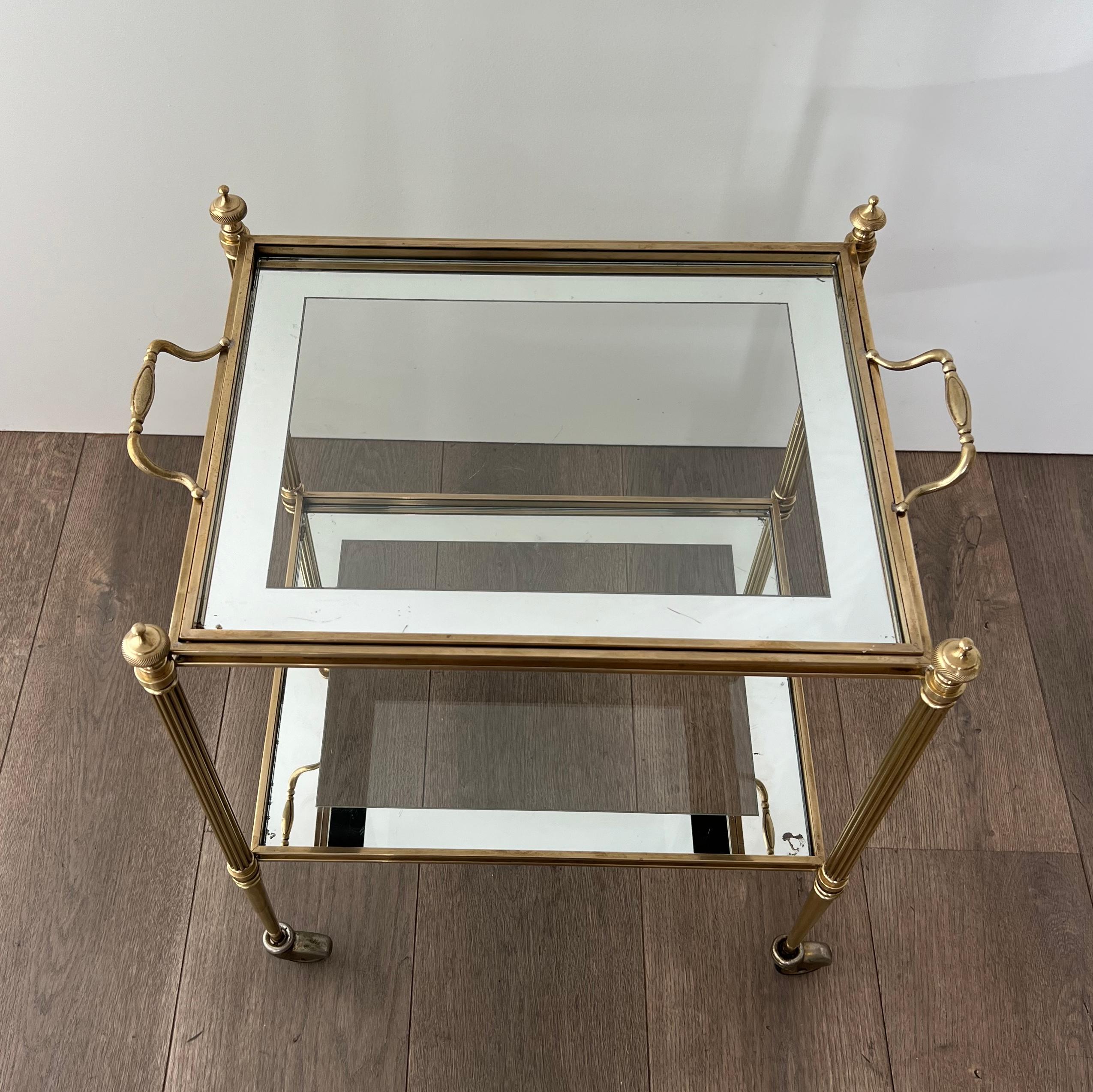 Rare Pair of Side Tables that can be Used as Bar Cart with Removable Upper Trays In Good Condition For Sale In Marcq-en-Barœul, Hauts-de-France