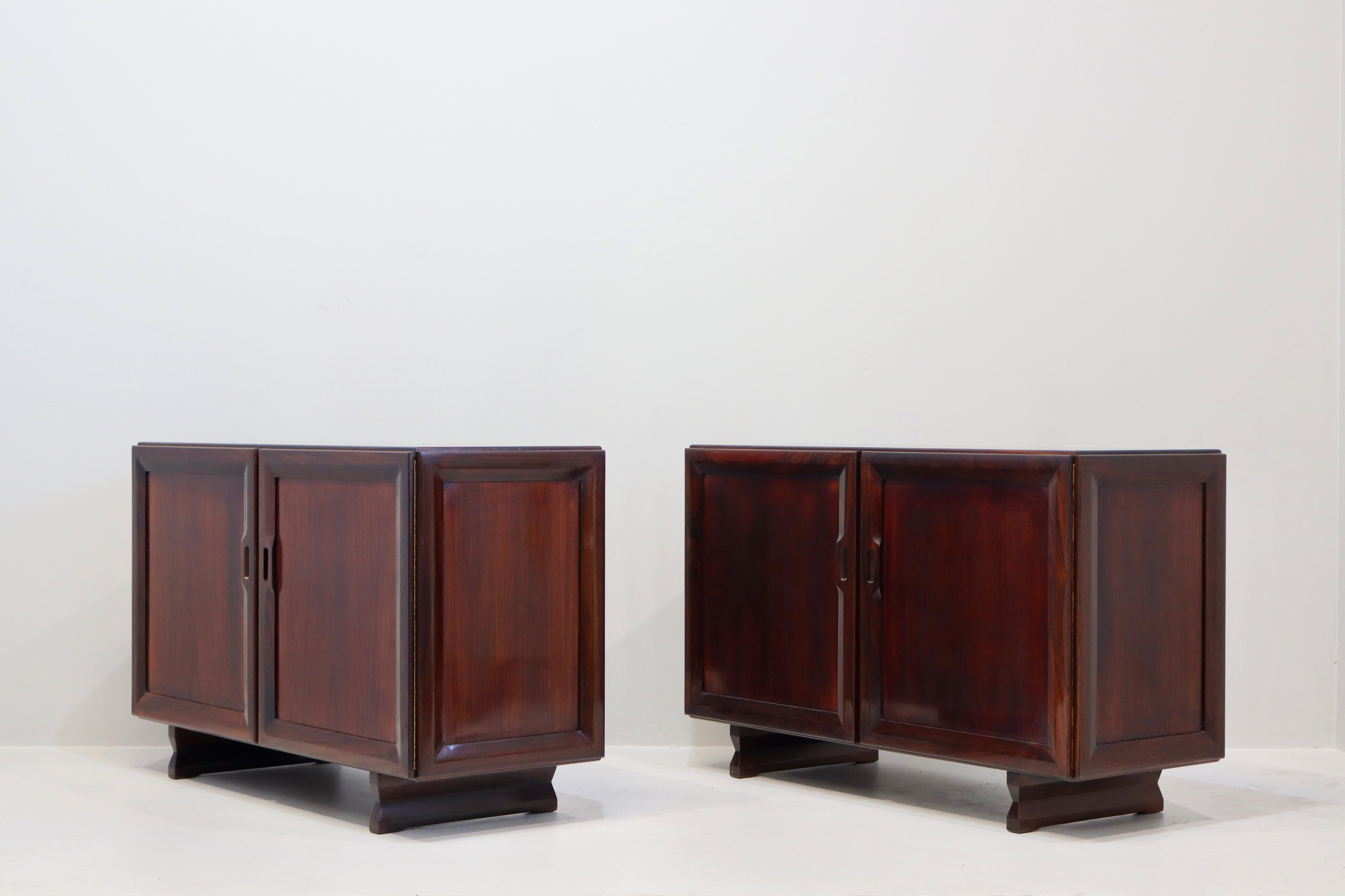 Italiano Rara coppia di credenze 