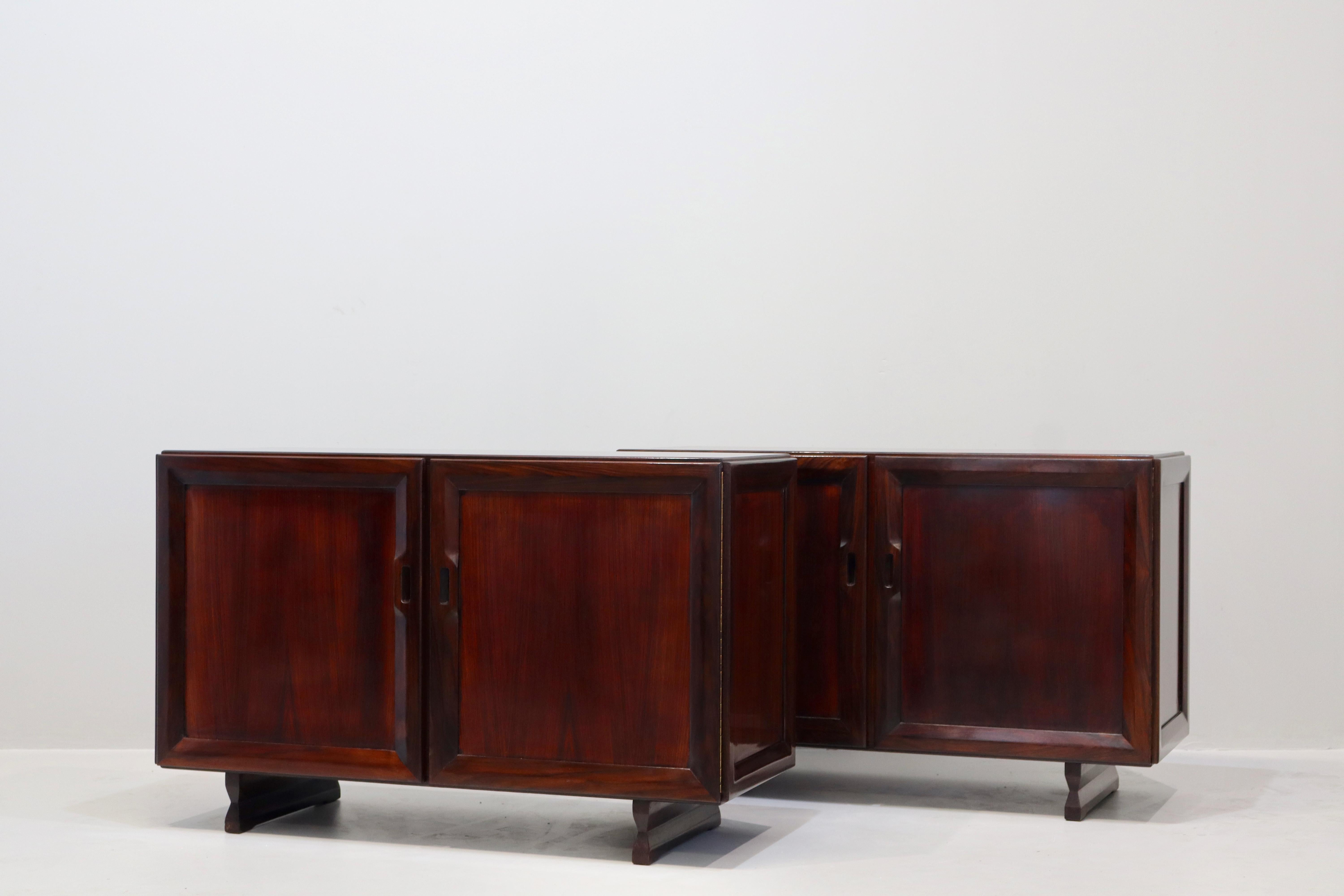 XX secolo Rara coppia di credenze 