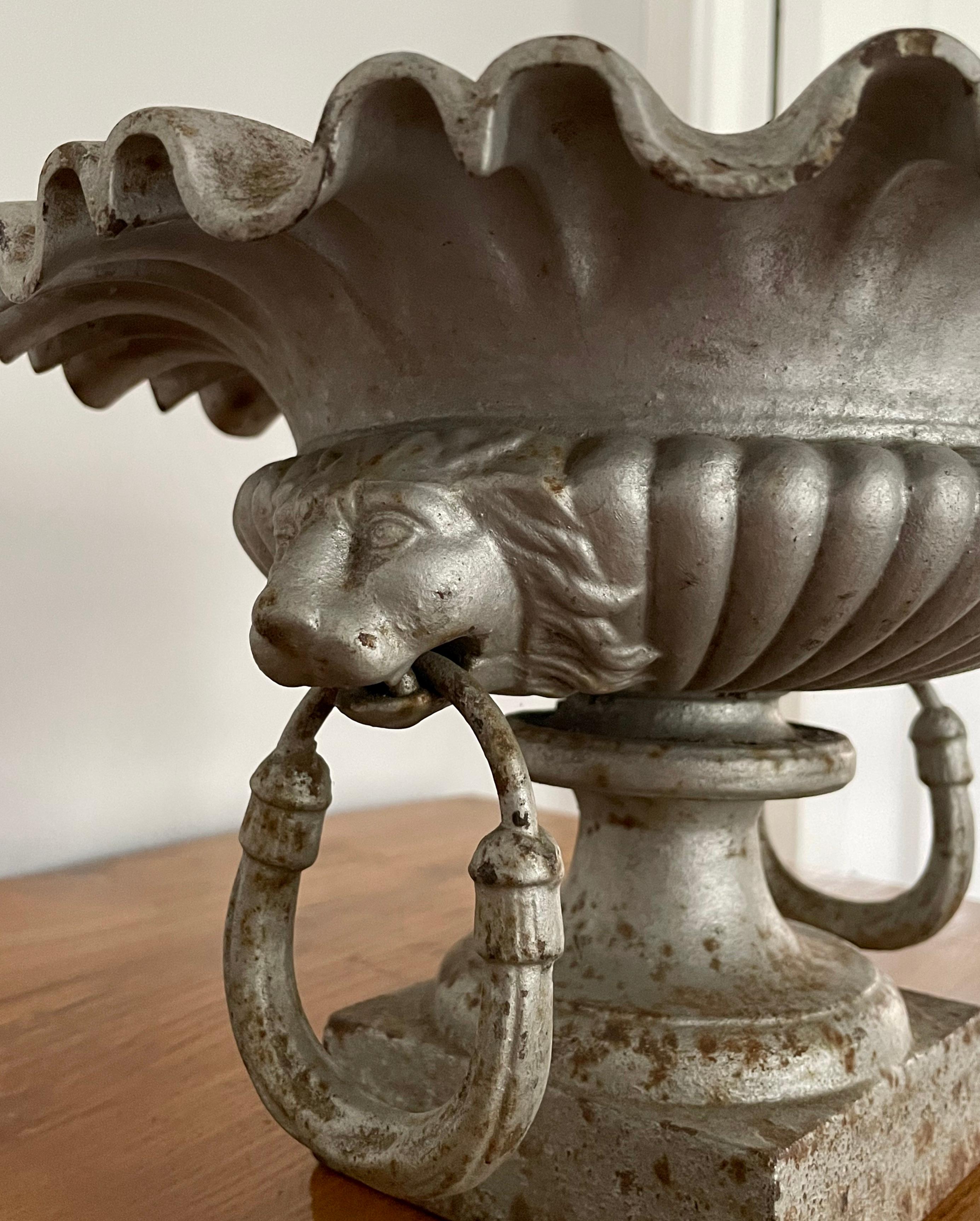 Rare Pair of Small French 19th C Cast Iron Urns with Lion Heads and Ruffled Rims For Sale 4