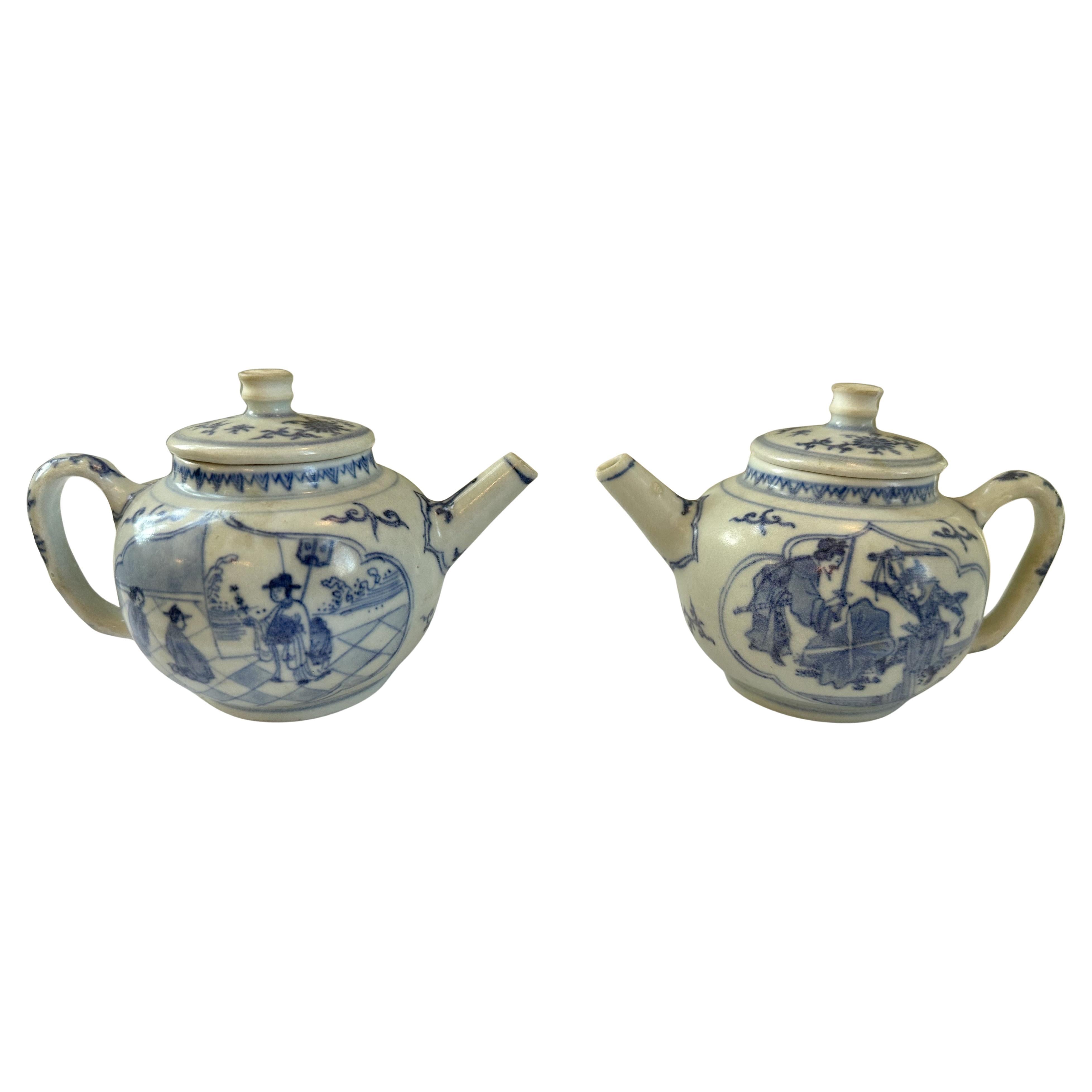 Rare Pair of Small Teapots from the Hatcher Collection