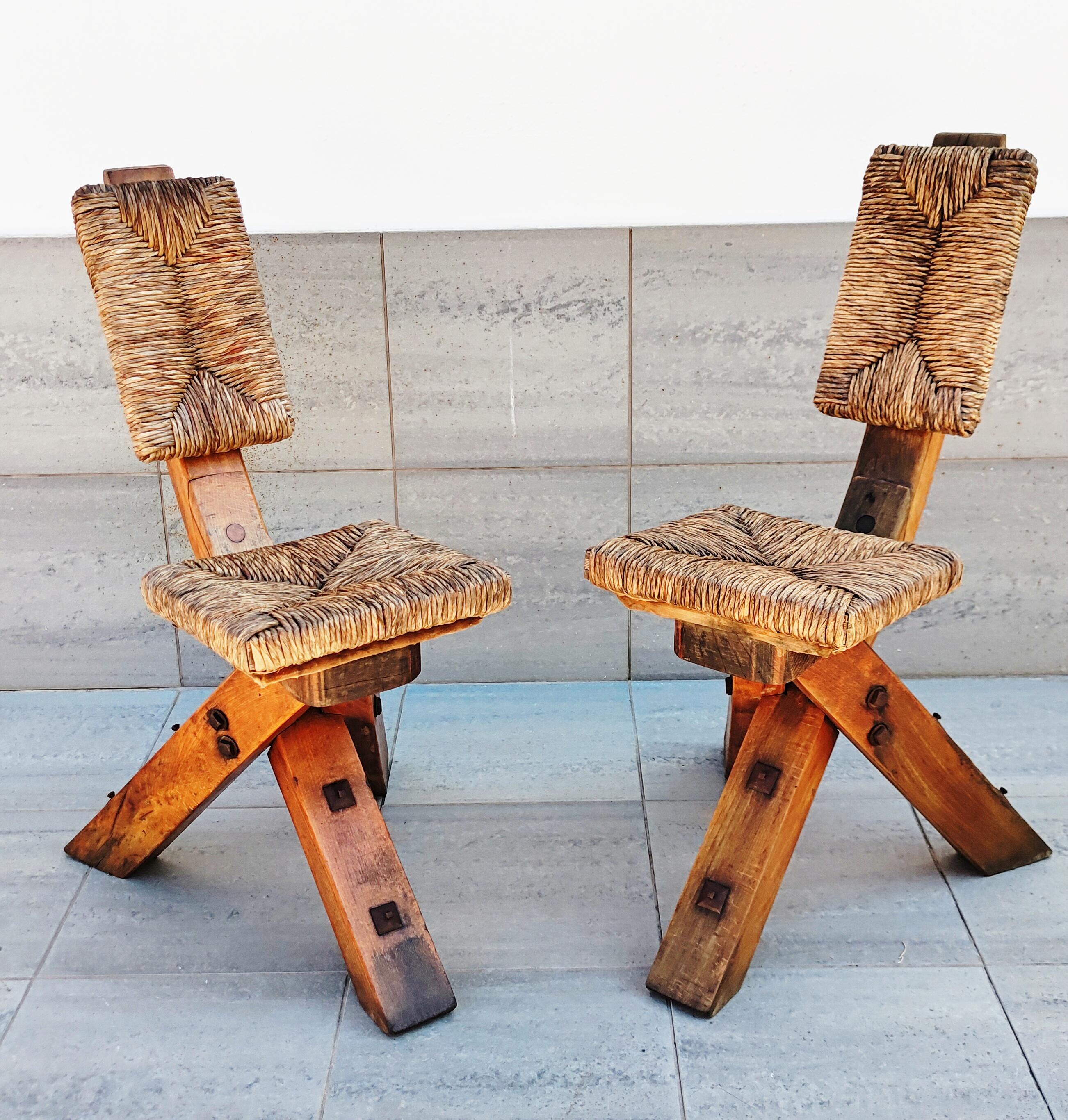 Rare Pair of Solid Brutalist Wooden and Straw Chairs, Spain, 1960s 7