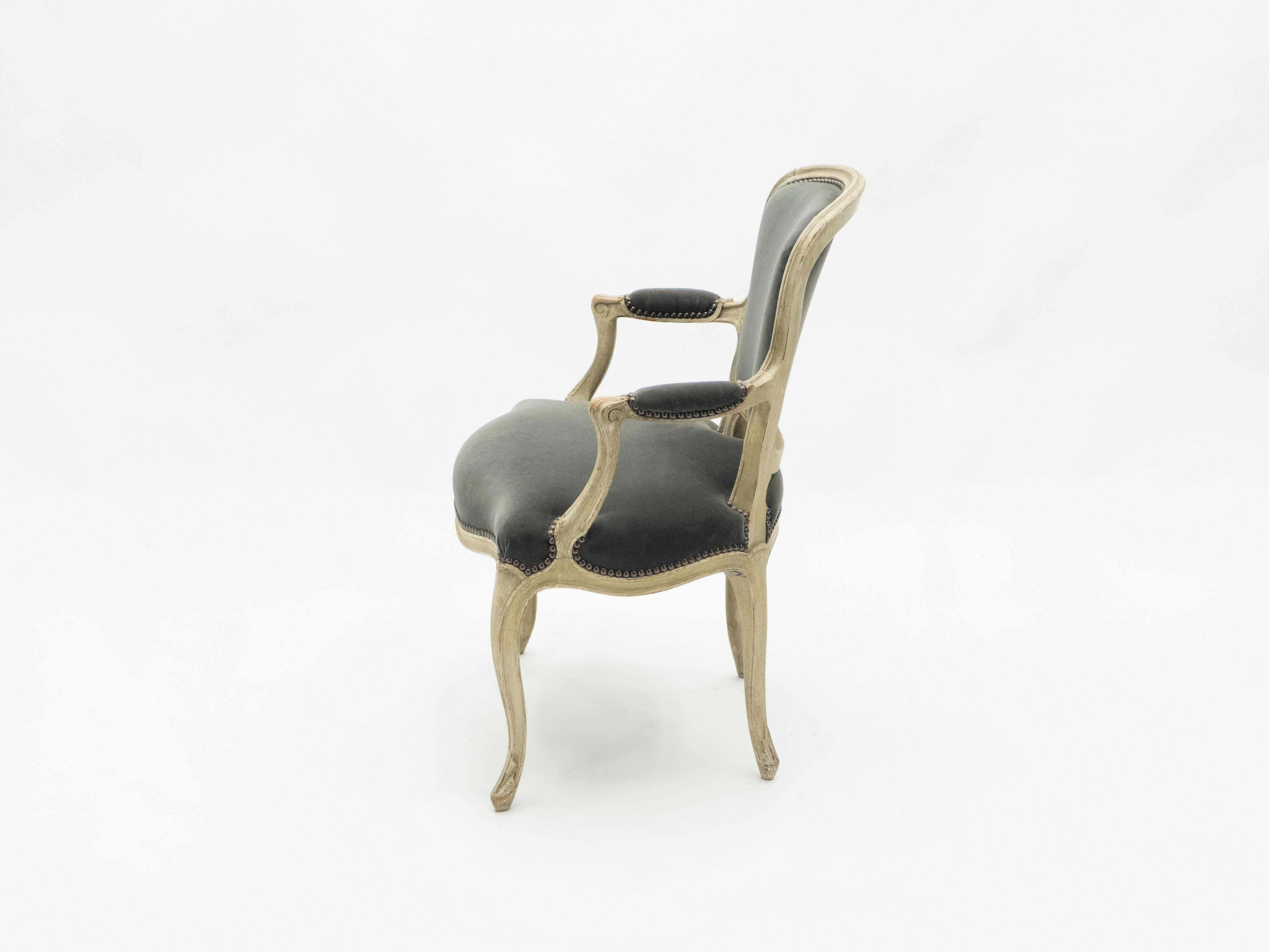 Paire rare de fauteuils néoclassiques Louis XV estampillés de la Maison Jansen, années 1940 en vente 10
