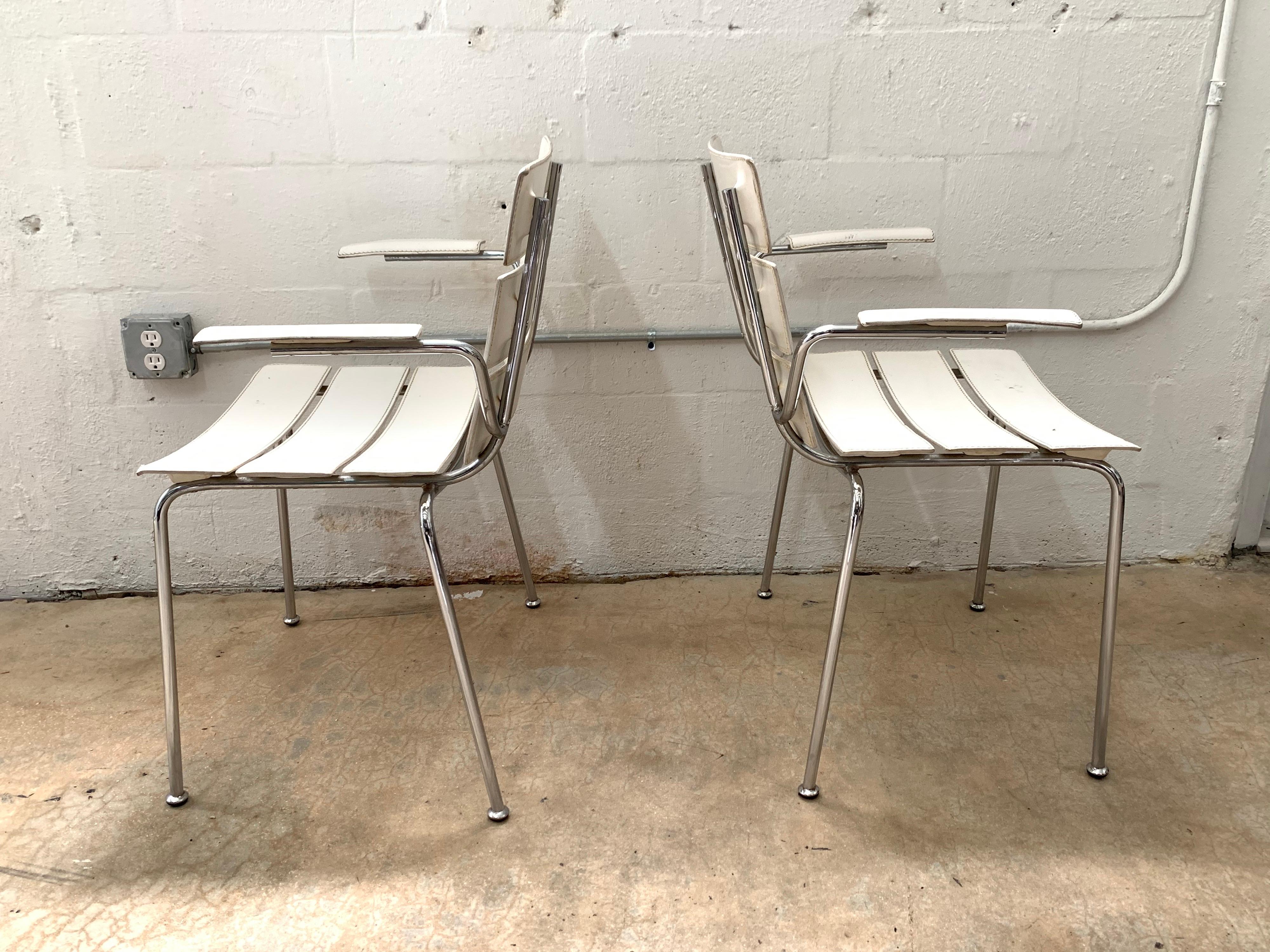 Moderne Paire rare de fauteuils de salle à manger « Streipe » de Giancarlo Vegni pour Fasem, 1999 en vente