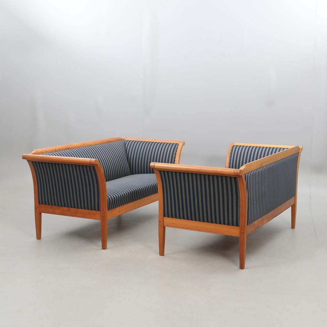 Poli Rare paire de canapés suédois de style Biedermeier Couch Empire 20th C 172 cm 3-4 places en vente