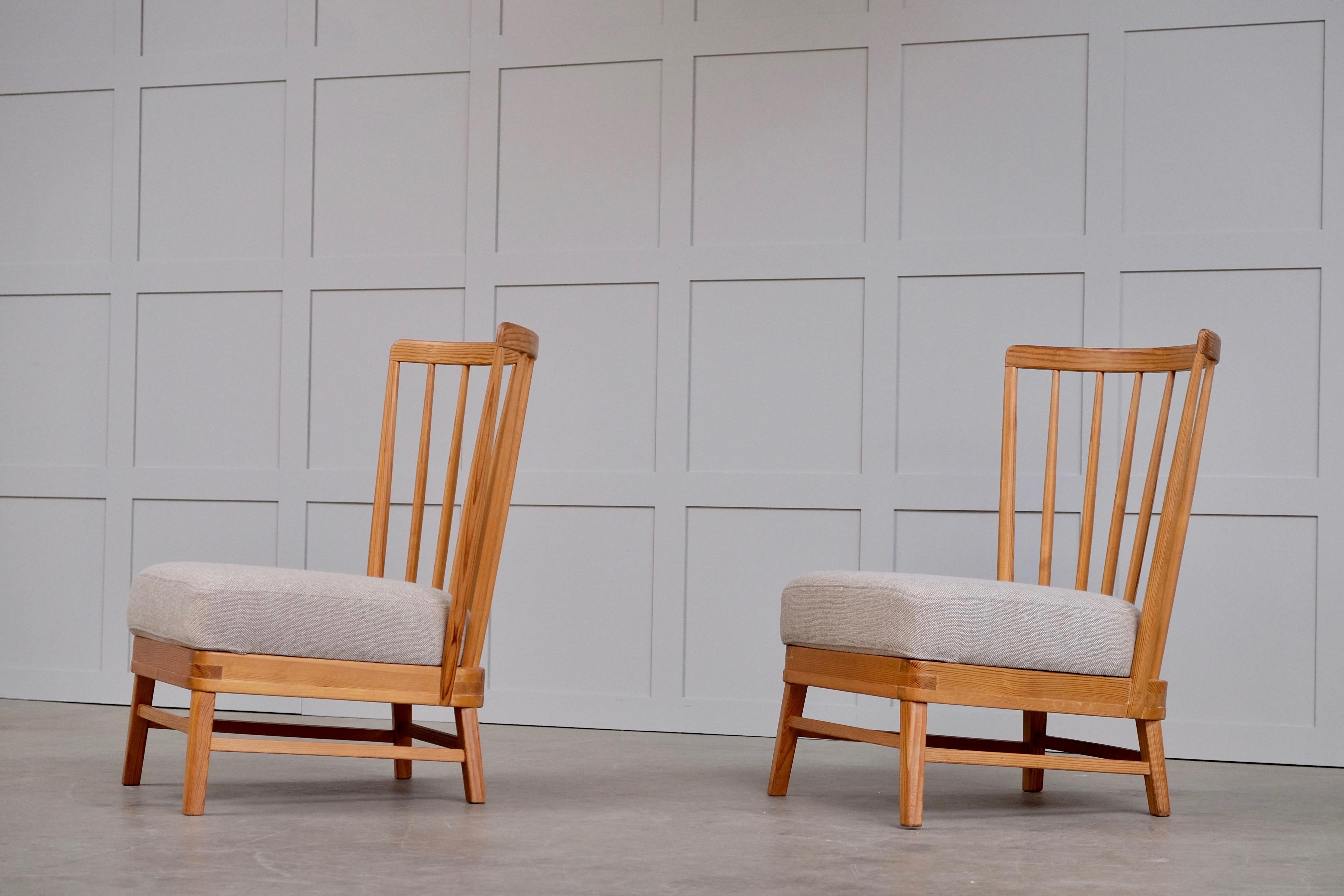 Rare Pair of Swedish Easy Chairs, 1950s For Sale 1