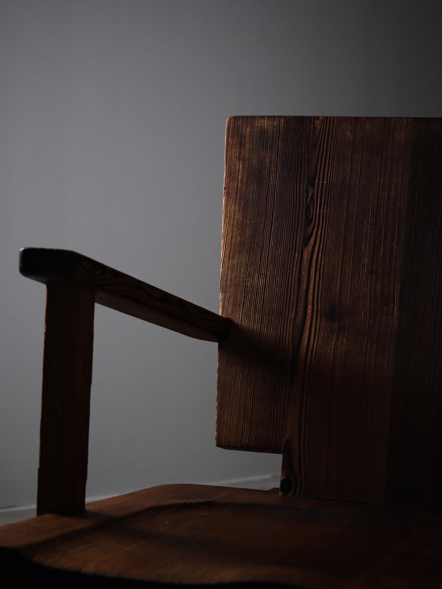 Rare pair of Swedish pine armchairs, 1930s For Sale 6