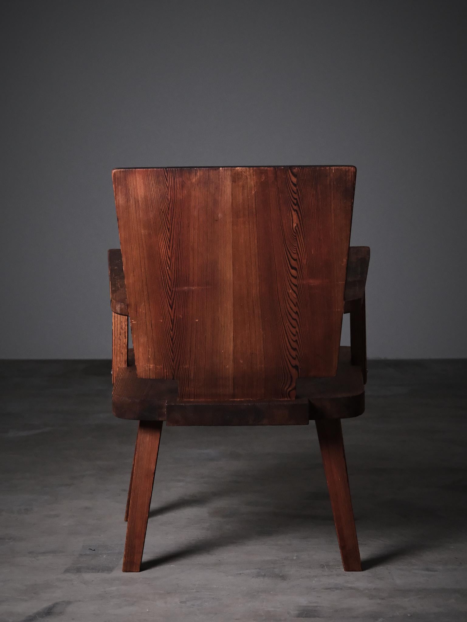 Rare pair of Swedish pine armchairs, 1930s For Sale 2