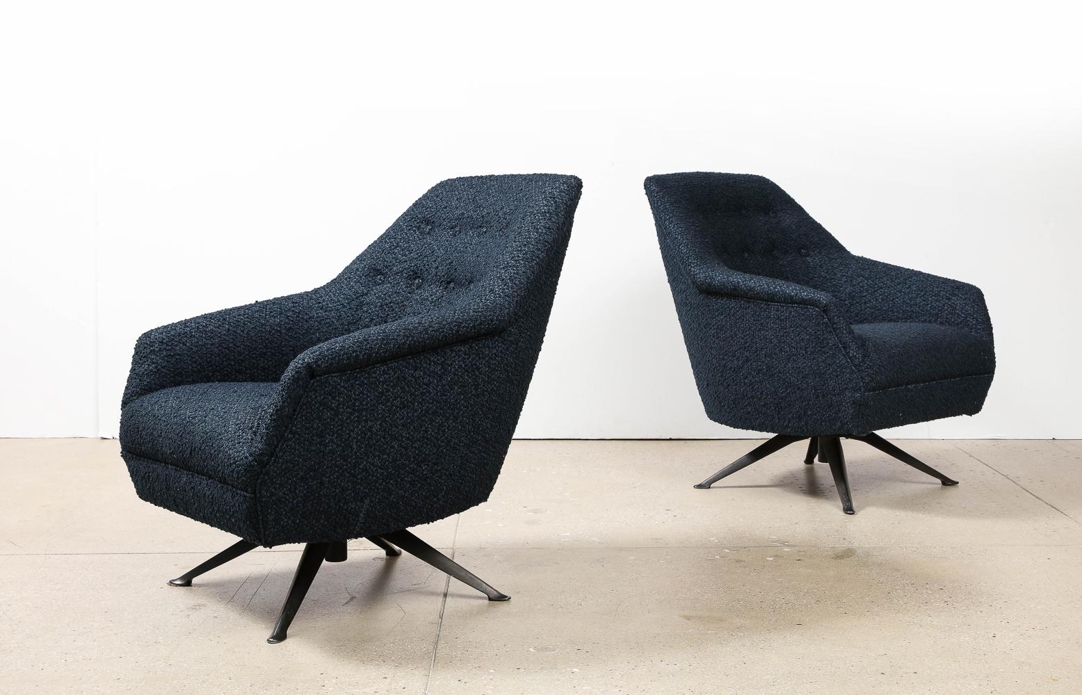 Hand-Crafted Rare Pair of Swivel Lounge Chairs by Osvaldo Borsani for Abv