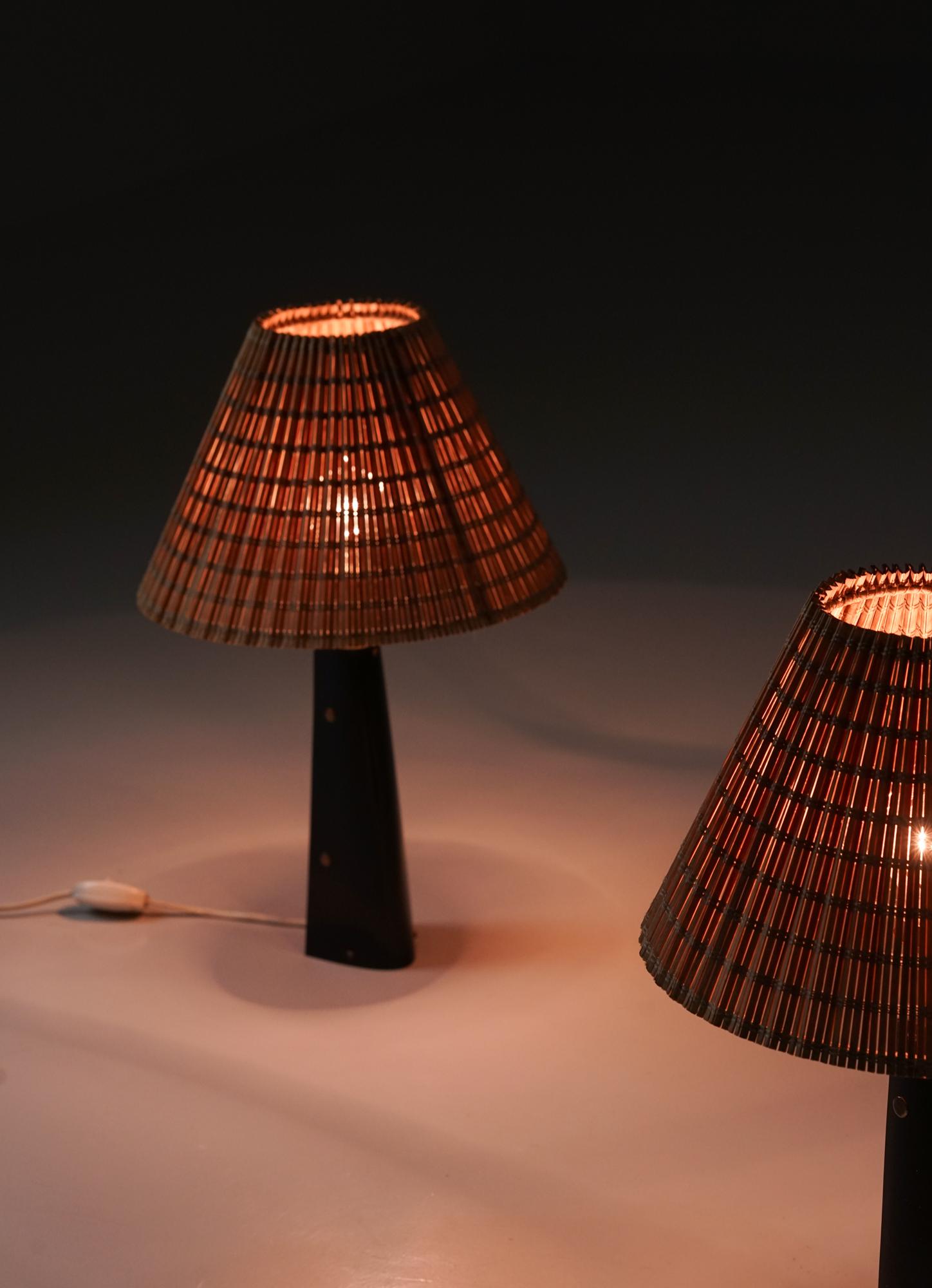 Rara coppia di lampade da tavolo, Lisa Johansson-Pape, Sanka Oy, Oy Stockmann AB, anni '60 in vendita 2
