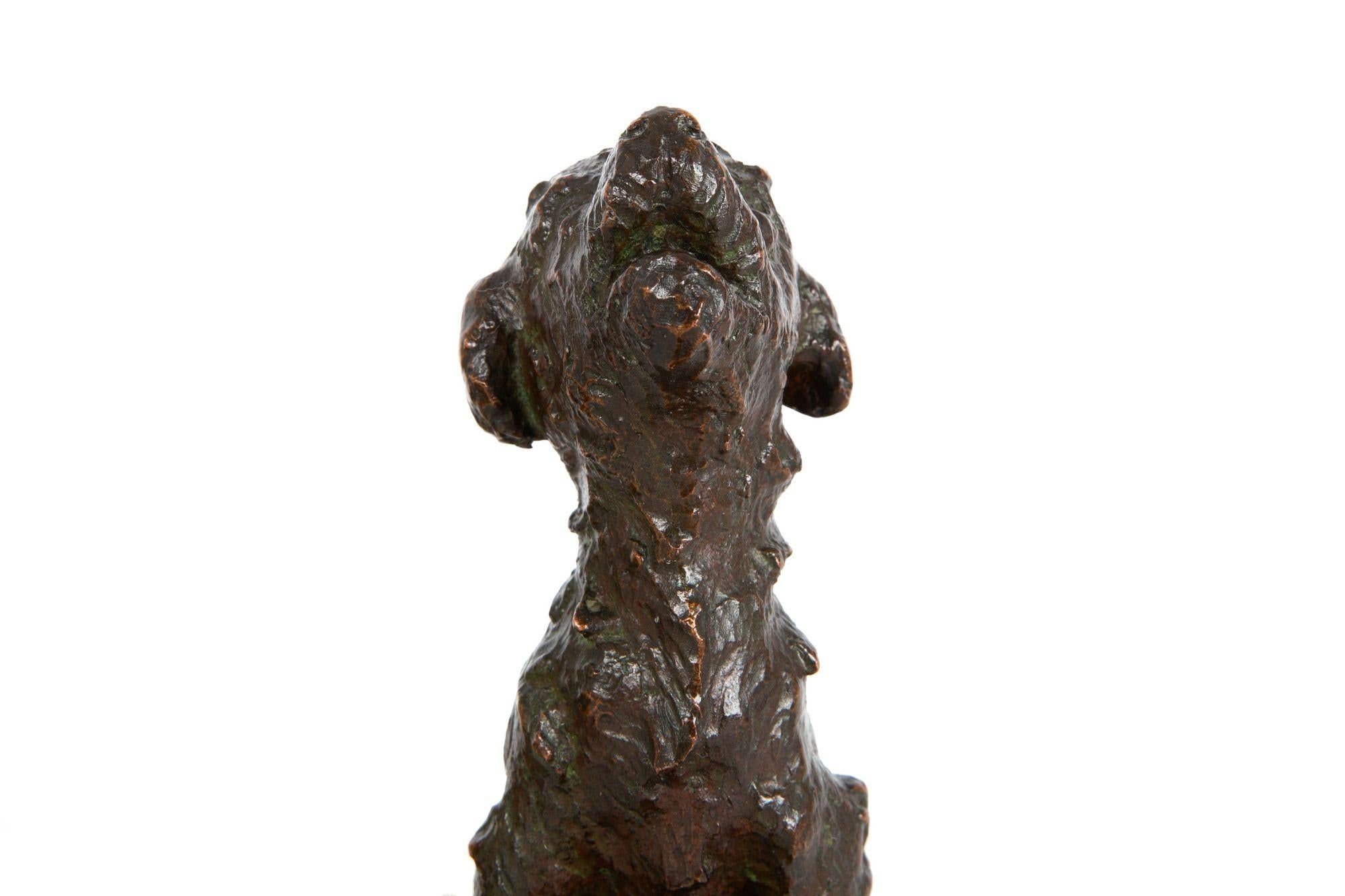 Rare paire de serre-livres Terriers en sculpture en bronze par Edith Baretto Parsons en vente 9