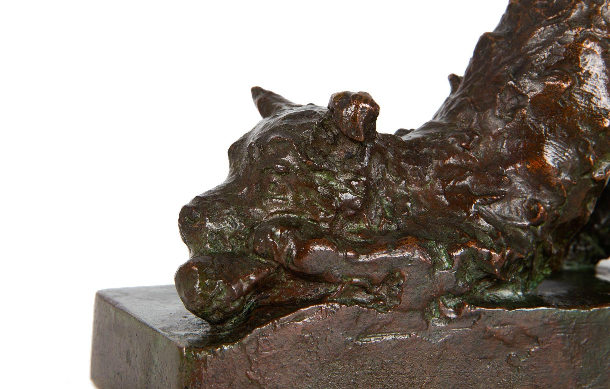 Rare paire de serre-livres Terriers en sculpture en bronze par Edith Baretto Parsons en vente 2