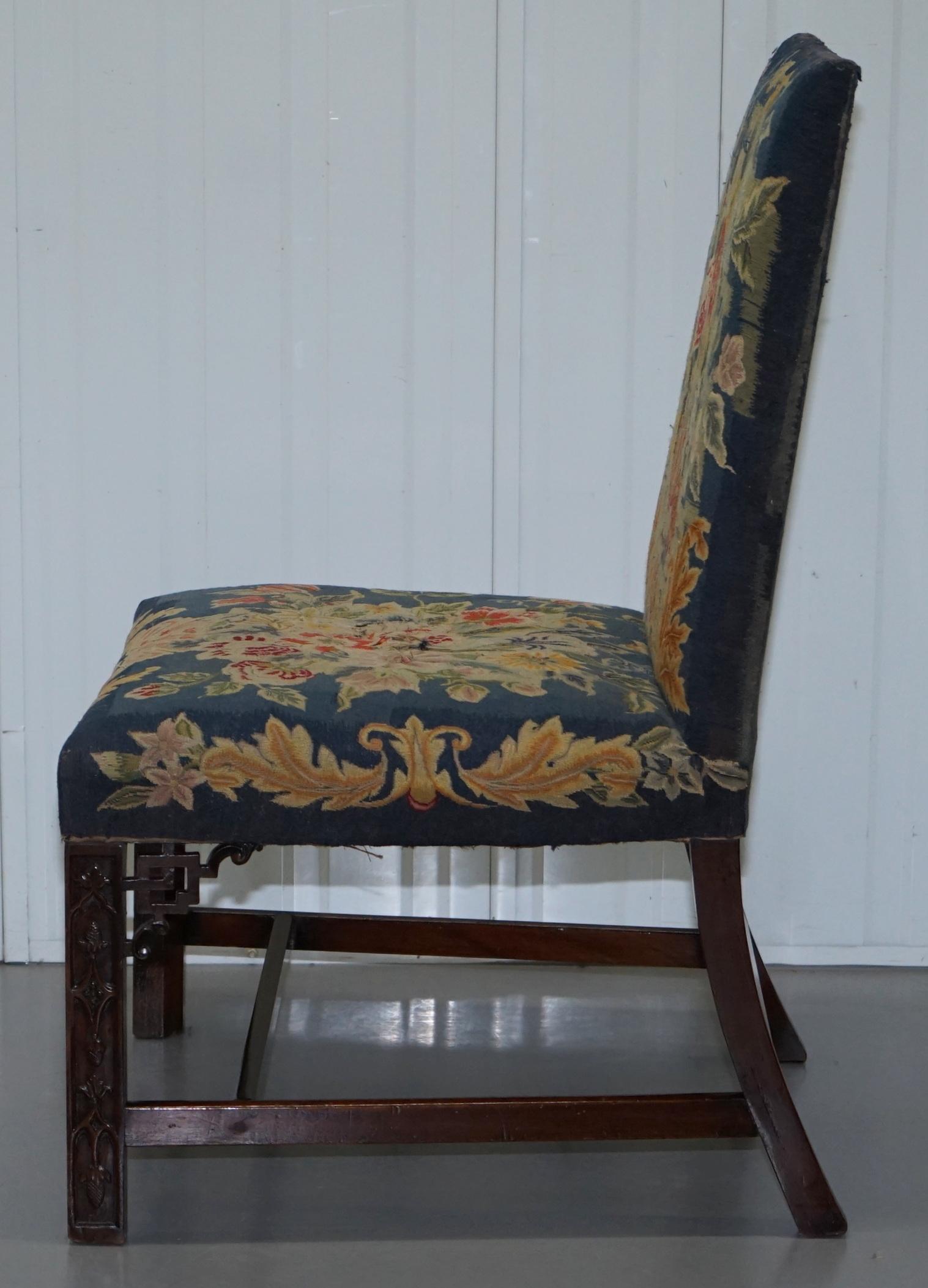 Rare Pair of Thomas Chippendale Period 1760 Embroidered Chairs Ornately Carved For Sale 2