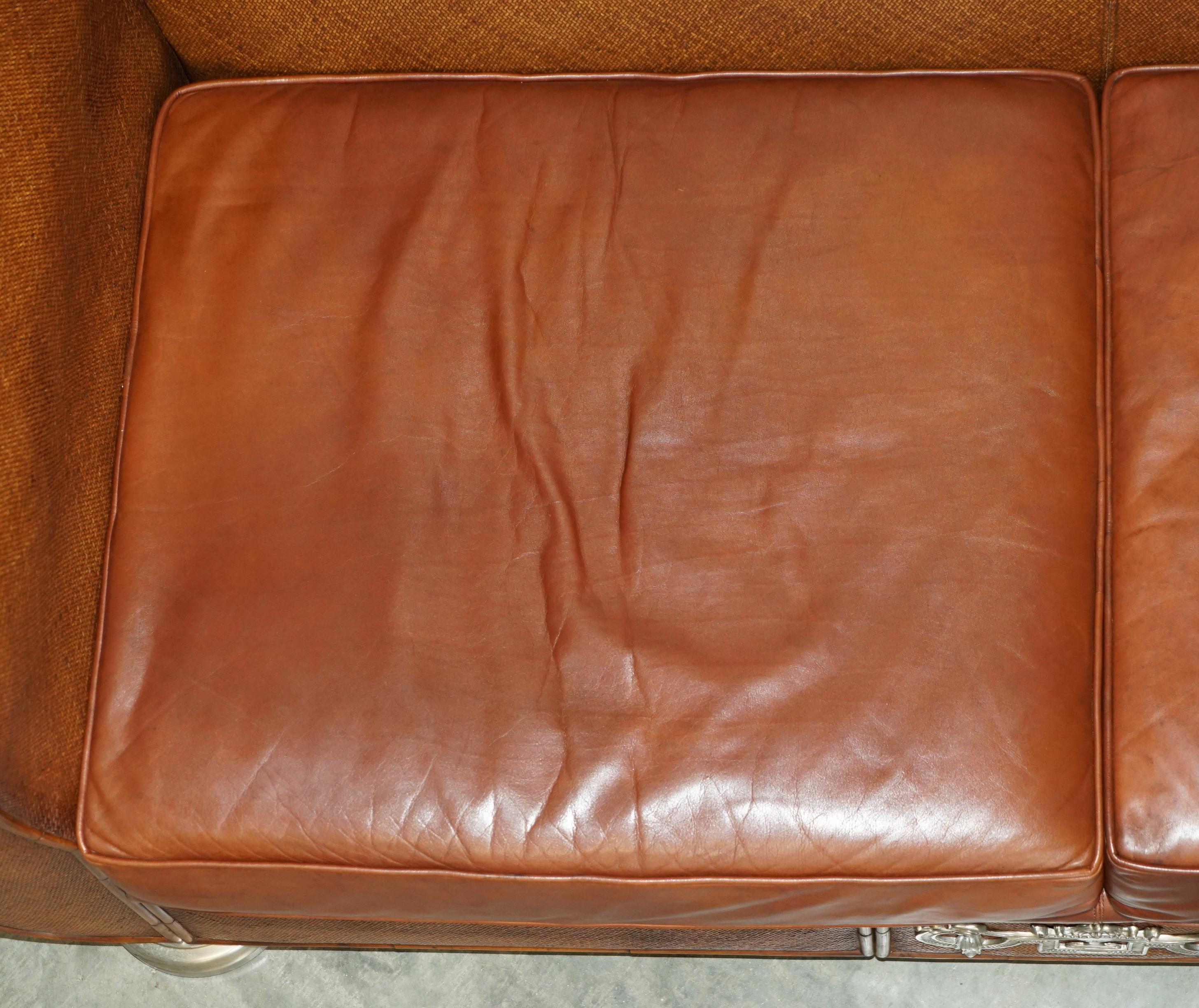 RARE PAIR OF THOMASVILLE SAFARI BROWN LEATHER WOVEN SOFAS PART OF LARGE SUITe For Sale 7