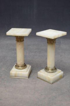 Rare paire de piédestaux victoriens en marbre colonnes en marbre
