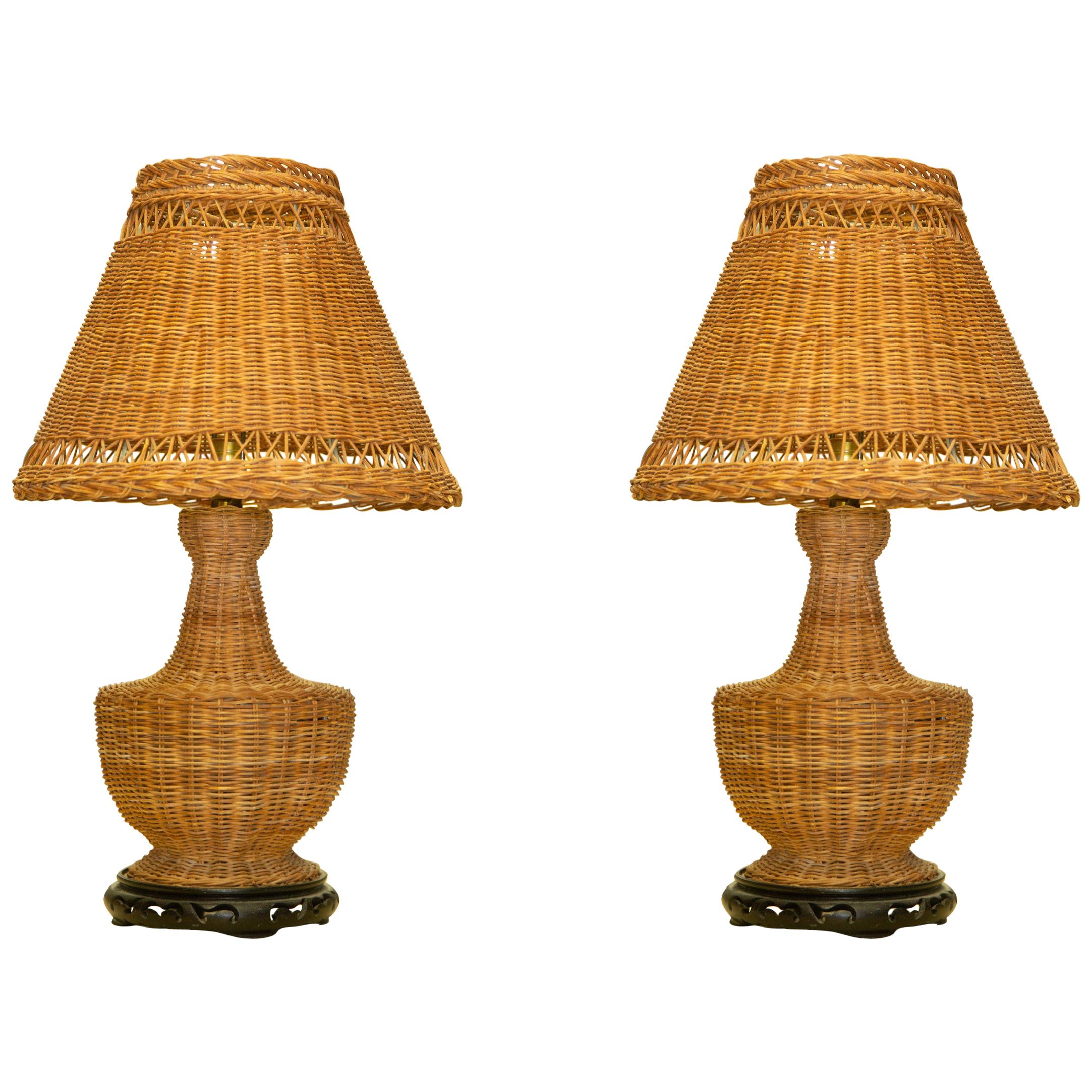 Vintage 2024 wicker lamp