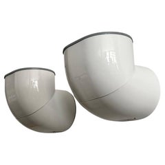 Rare pair of wall lamps designed by Gae Aulenti for Stilnovo, 1970.